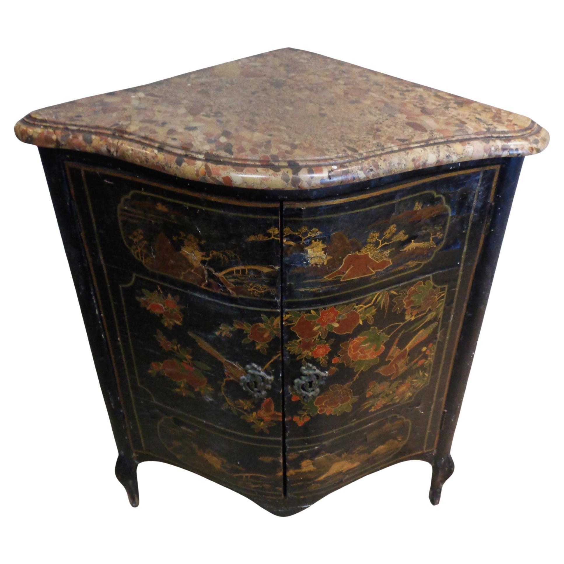  18th Century Louis XV Lacquered Chinoiserie Decorated Corner Cabinet In Distressed Condition In Rochester, NY
