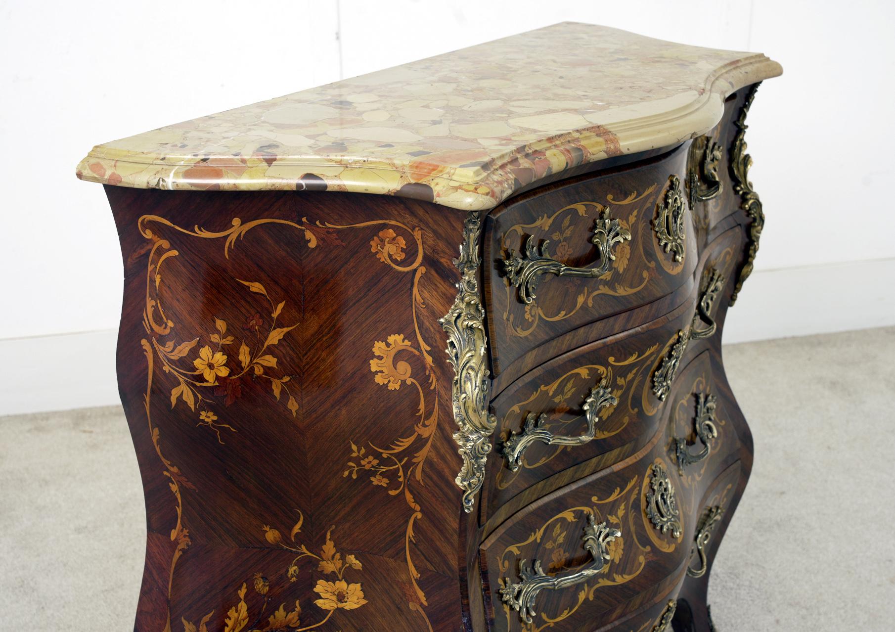 Cómoda Luis XV Bombe Cajones Incrustación 1880 en venta 3