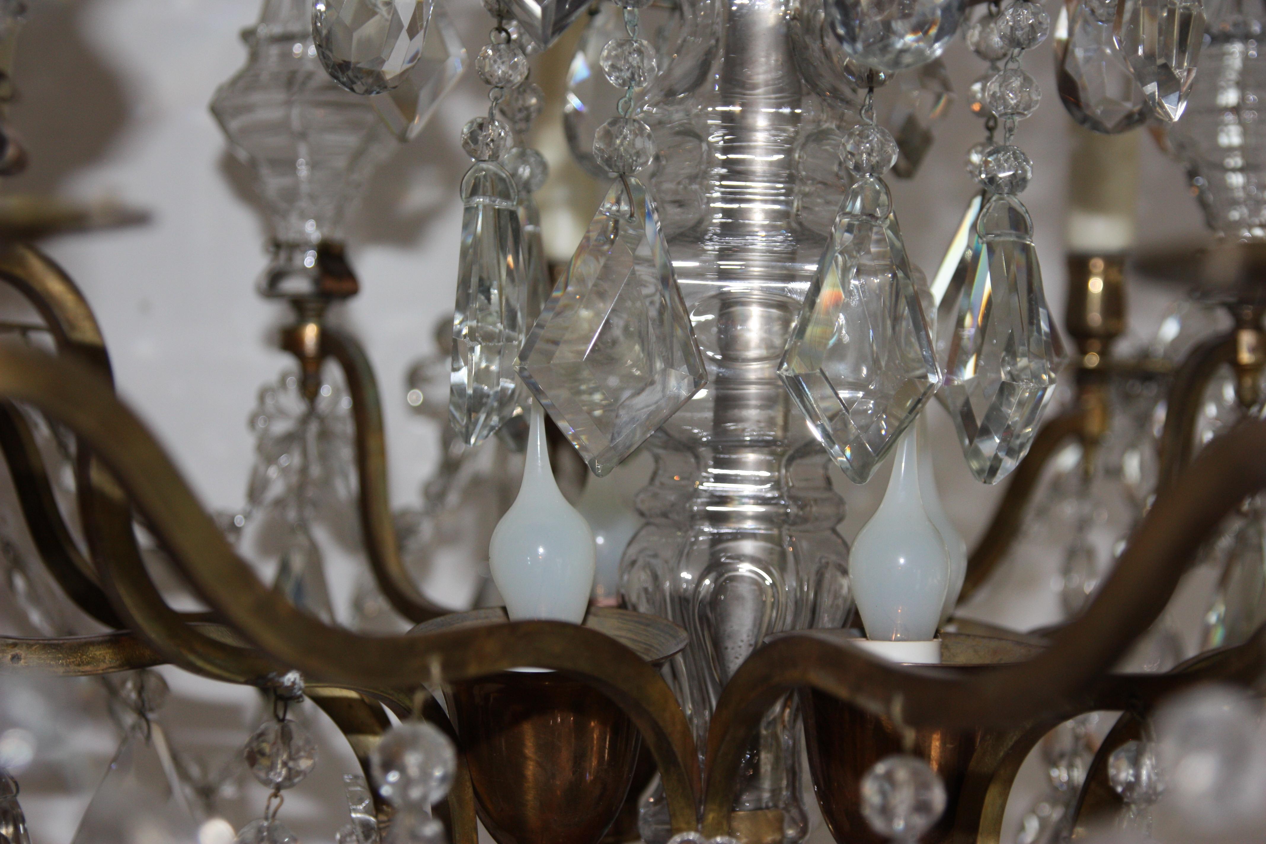 Louis XV Brass and Crystal Chandelier In Good Condition For Sale In San Antonio, TX