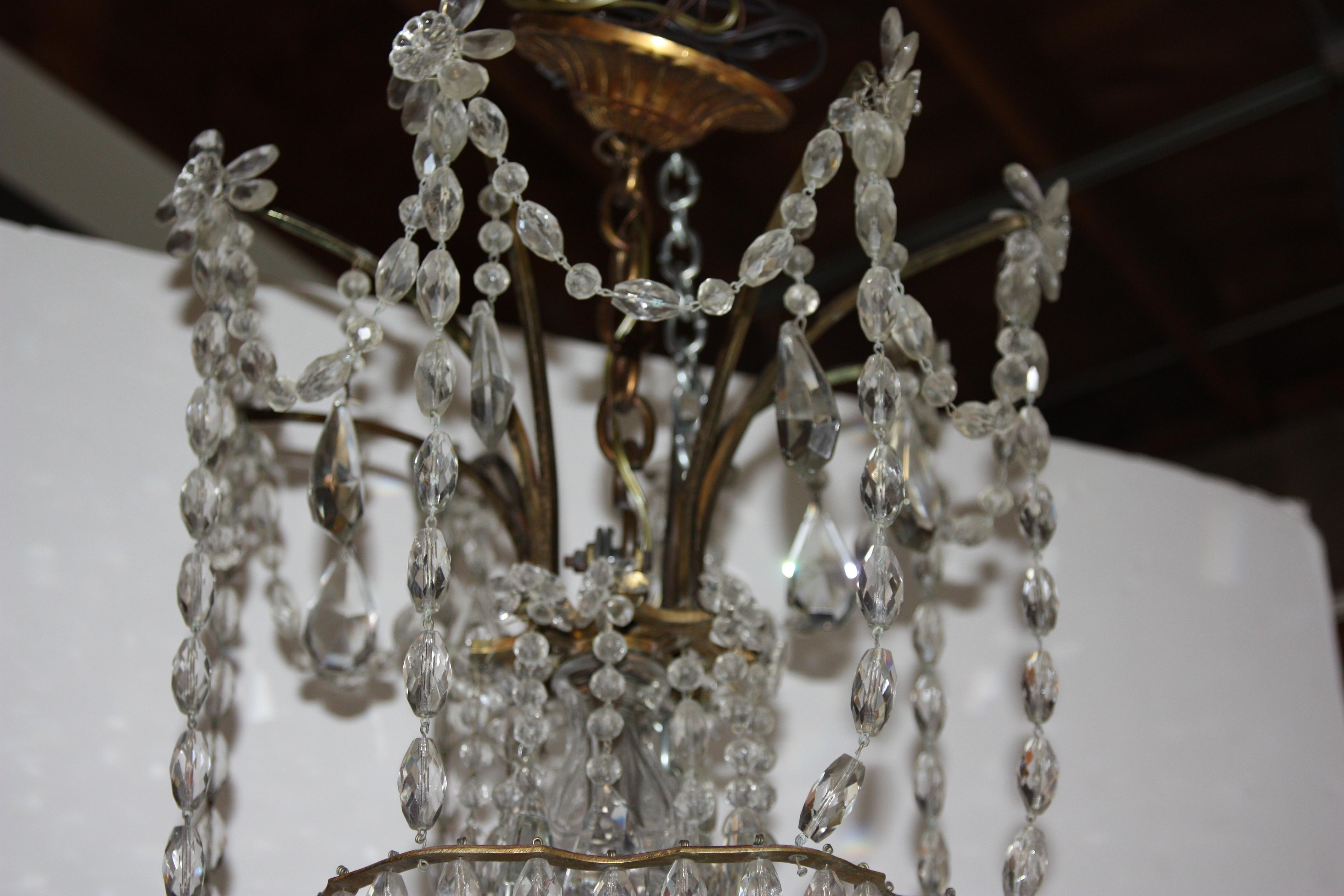 Louis XV Brass and Crystal Chandelier For Sale 1
