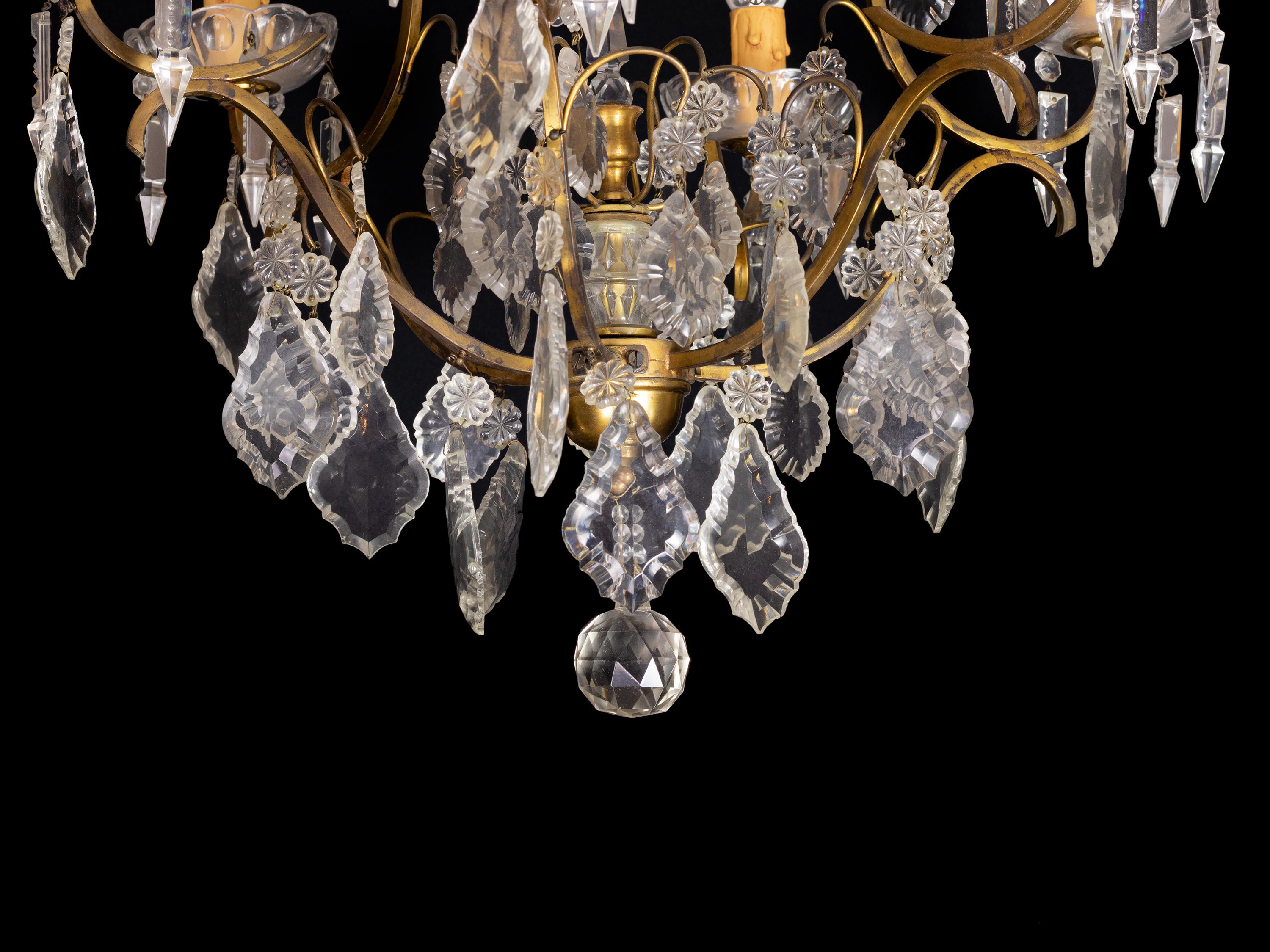 Lampadario di cristallo Luigi XV in bronzo, sei luci, 1800 in vendita 6