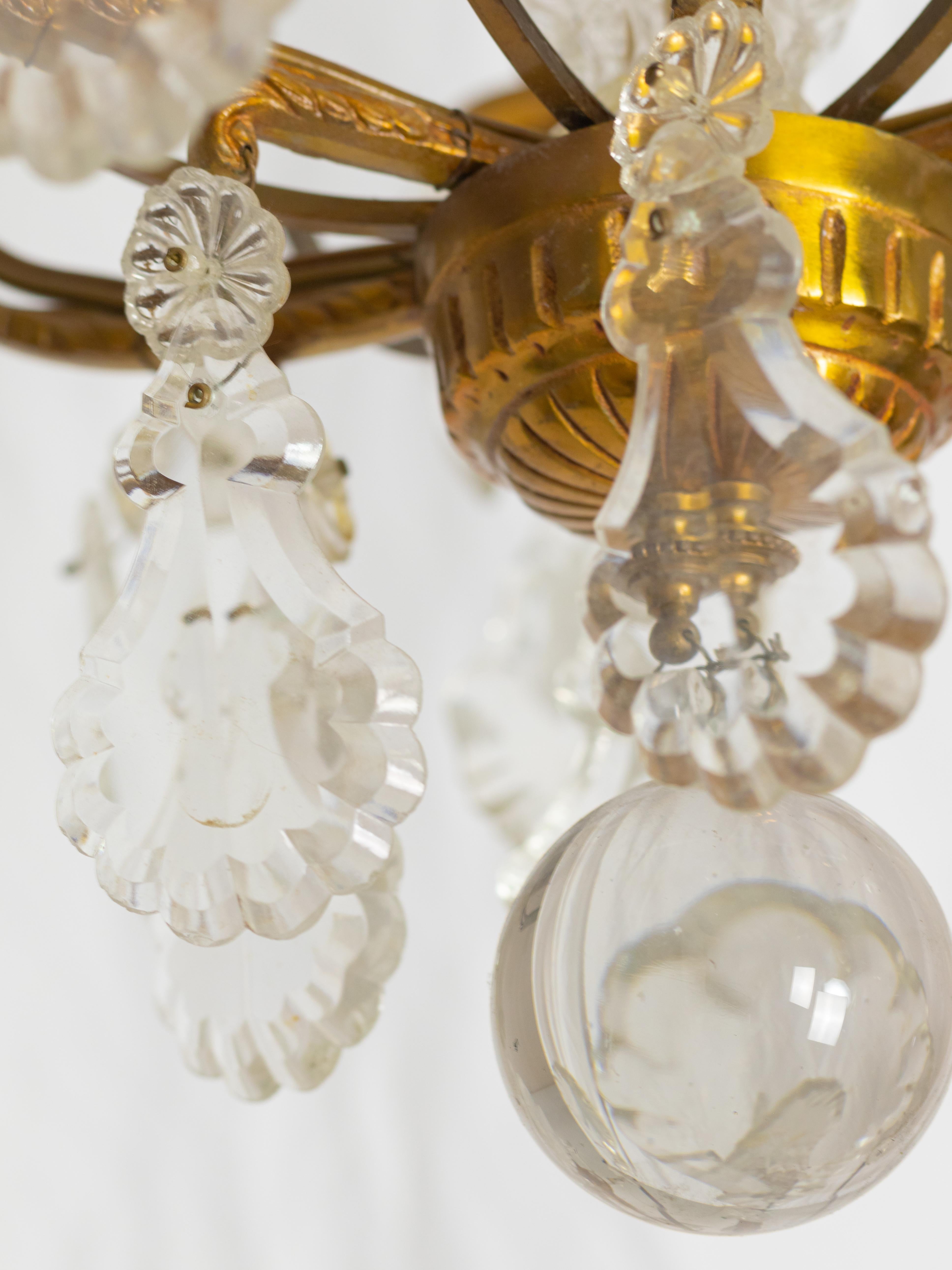 Araña de cristal de bronce Luis XV, seis luces, siglo XIX en venta 1