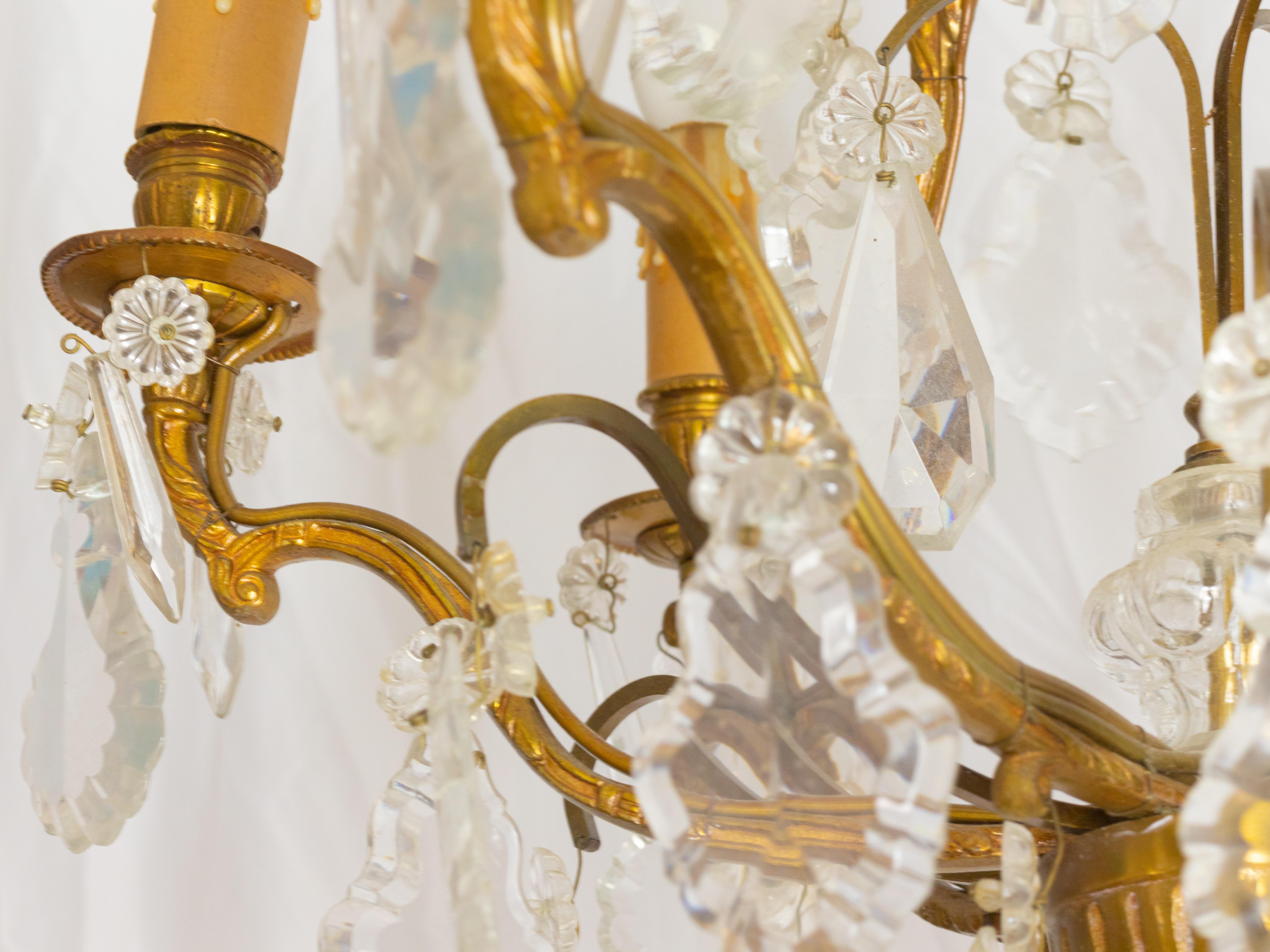Lampadario di cristallo Luigi XV in bronzo, sei luci, XIX secolo in vendita 2