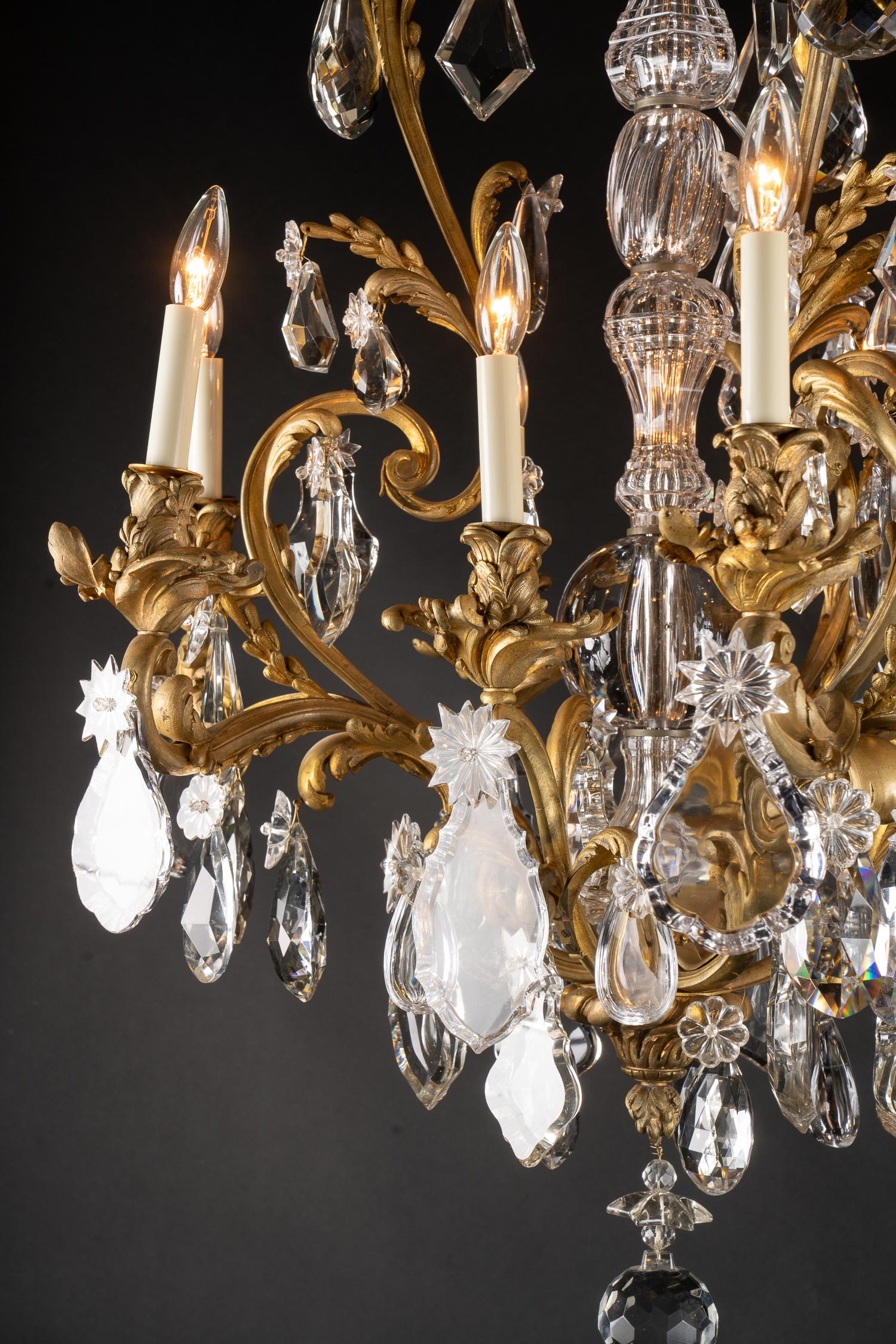 Lampadario Luigi XV in bronzo e cristallo, Francia, XIX secolo in vendita 2