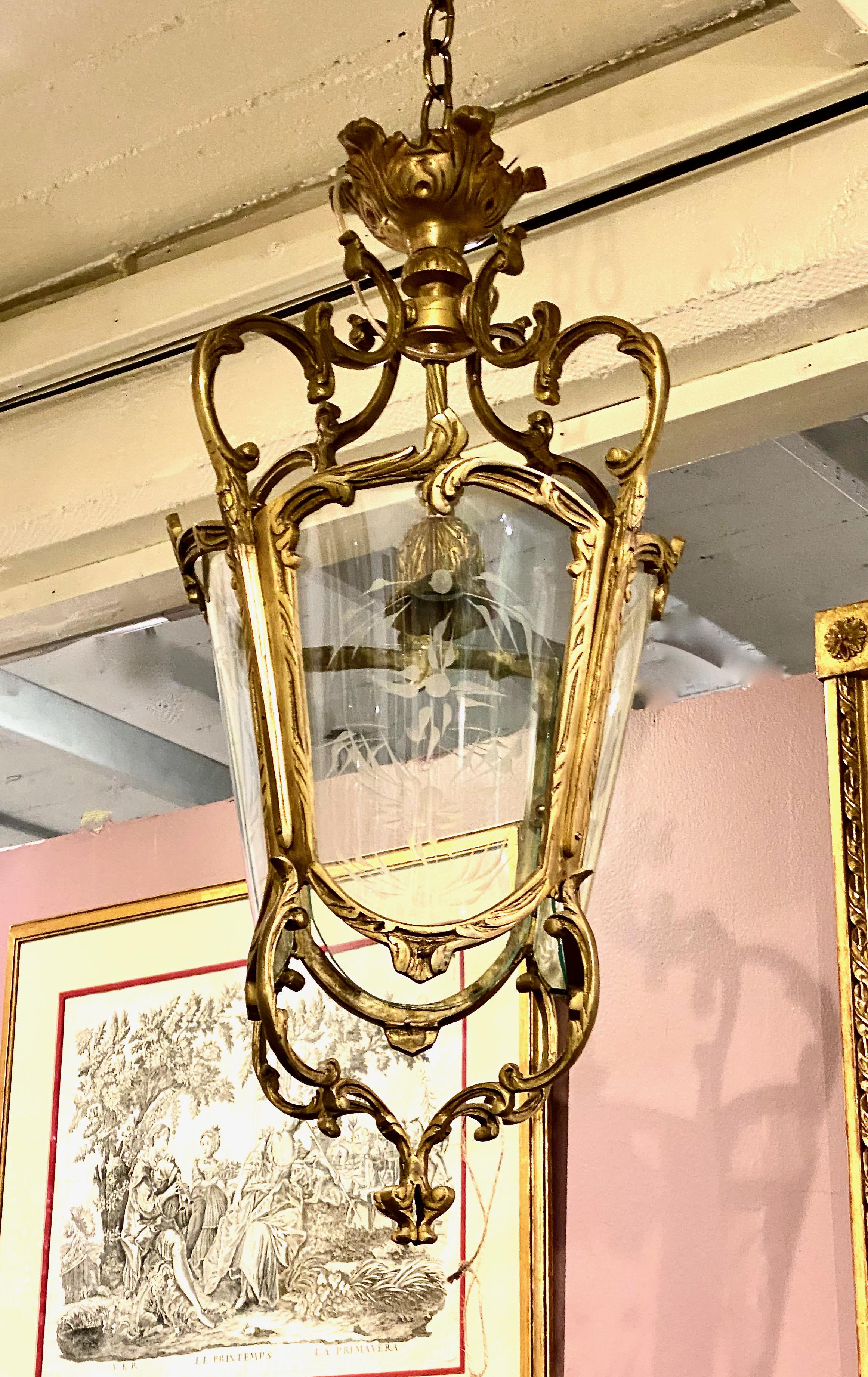 Louis XV Bronze Hall Lanterns For Sale 4