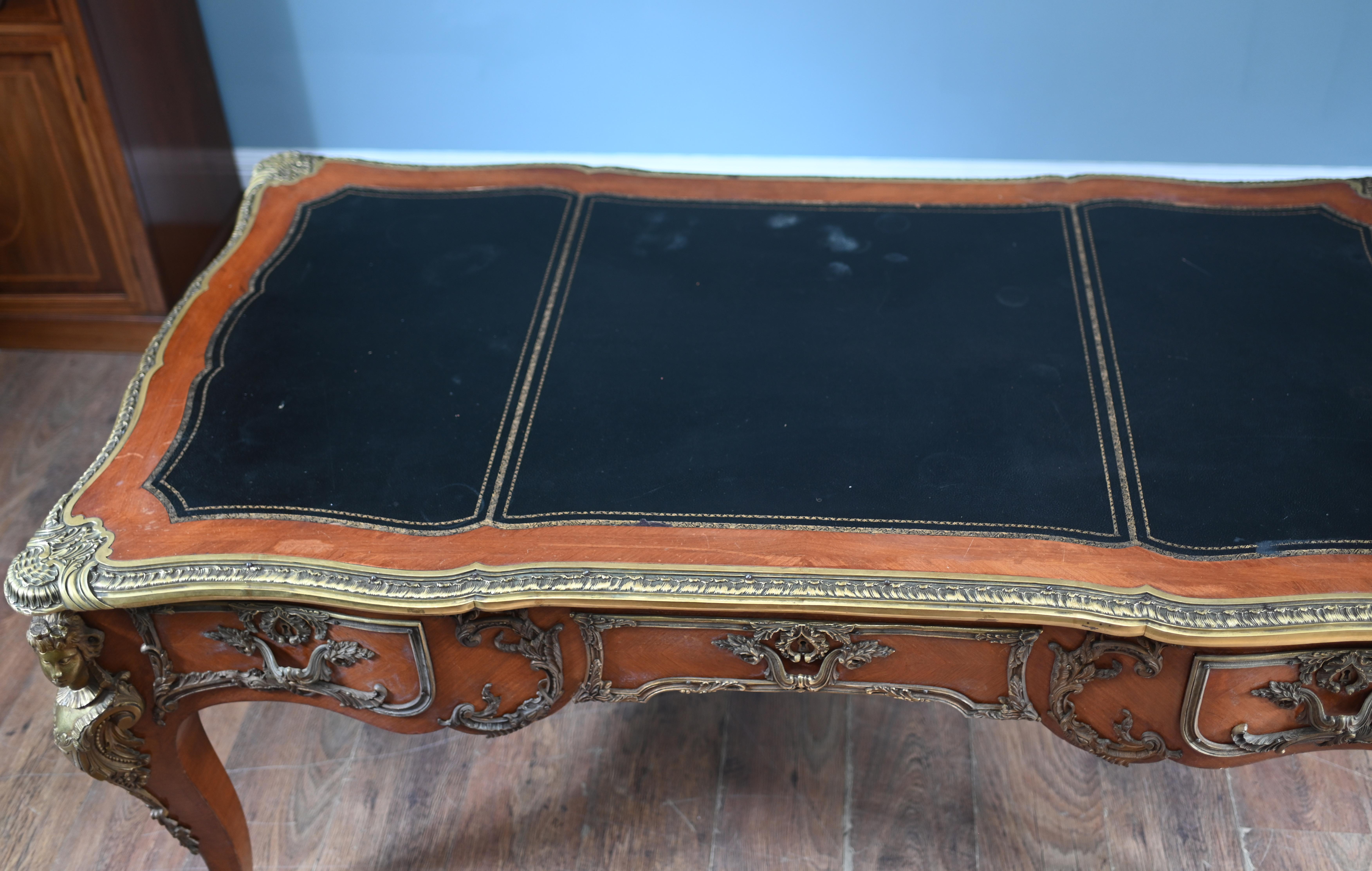 Scrivania Luigi XV Bureau Plat Francese 1890 in vendita 10