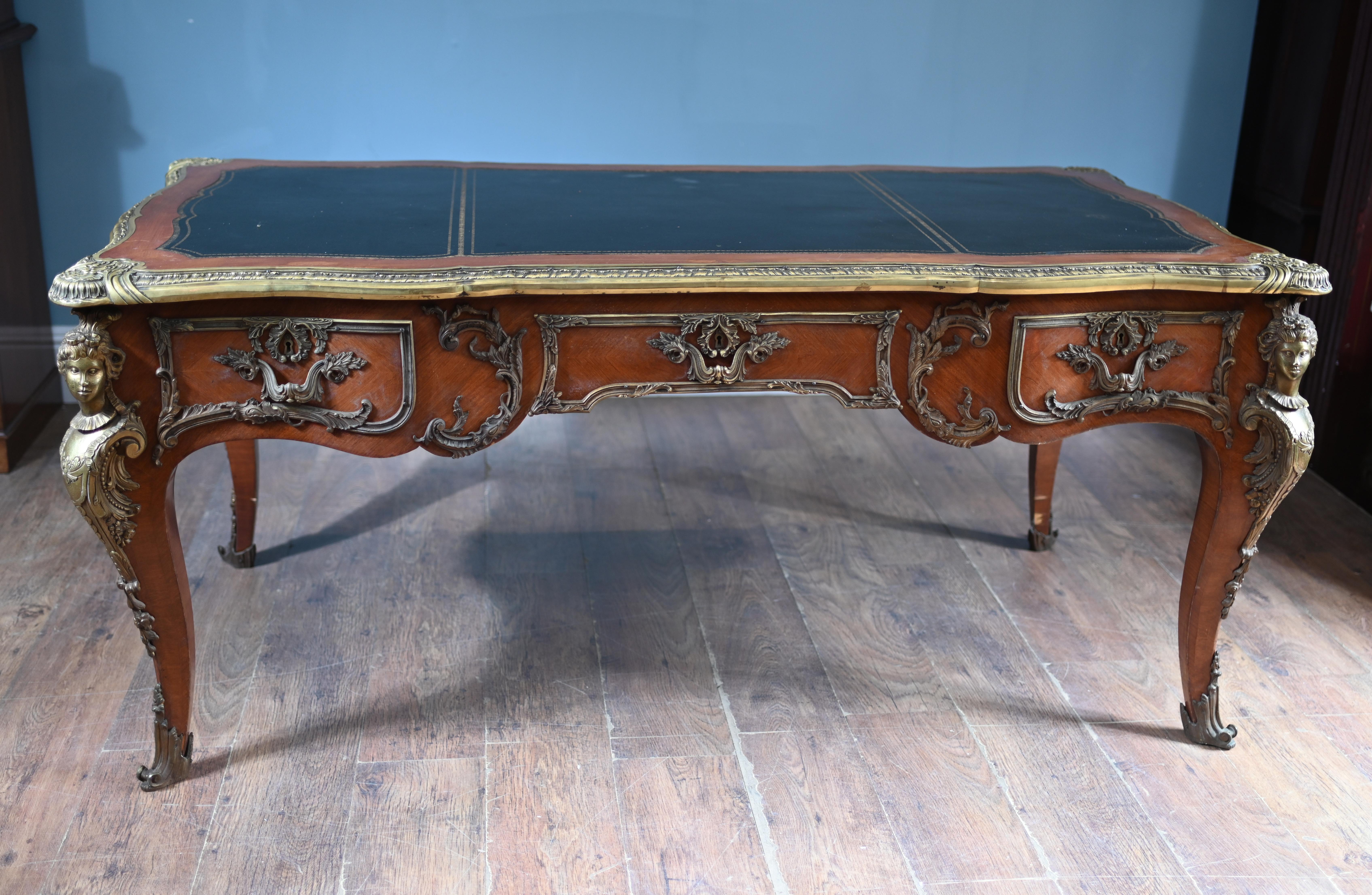 Scrivania Luigi XV Bureau Plat Francese 1890 in vendita 4