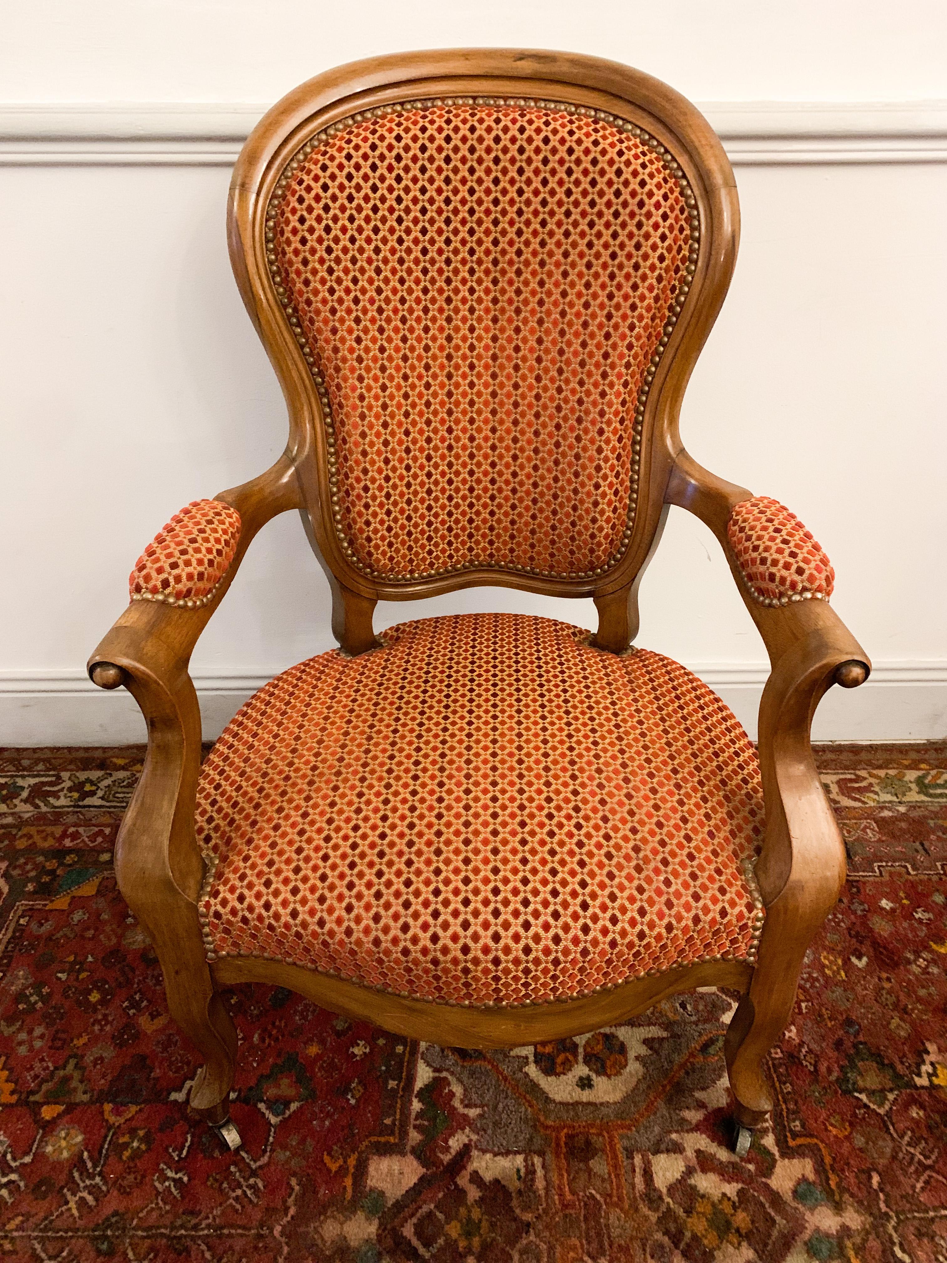 Louis XV Cabriolet Armchair Mid 19th Century For Sale 4