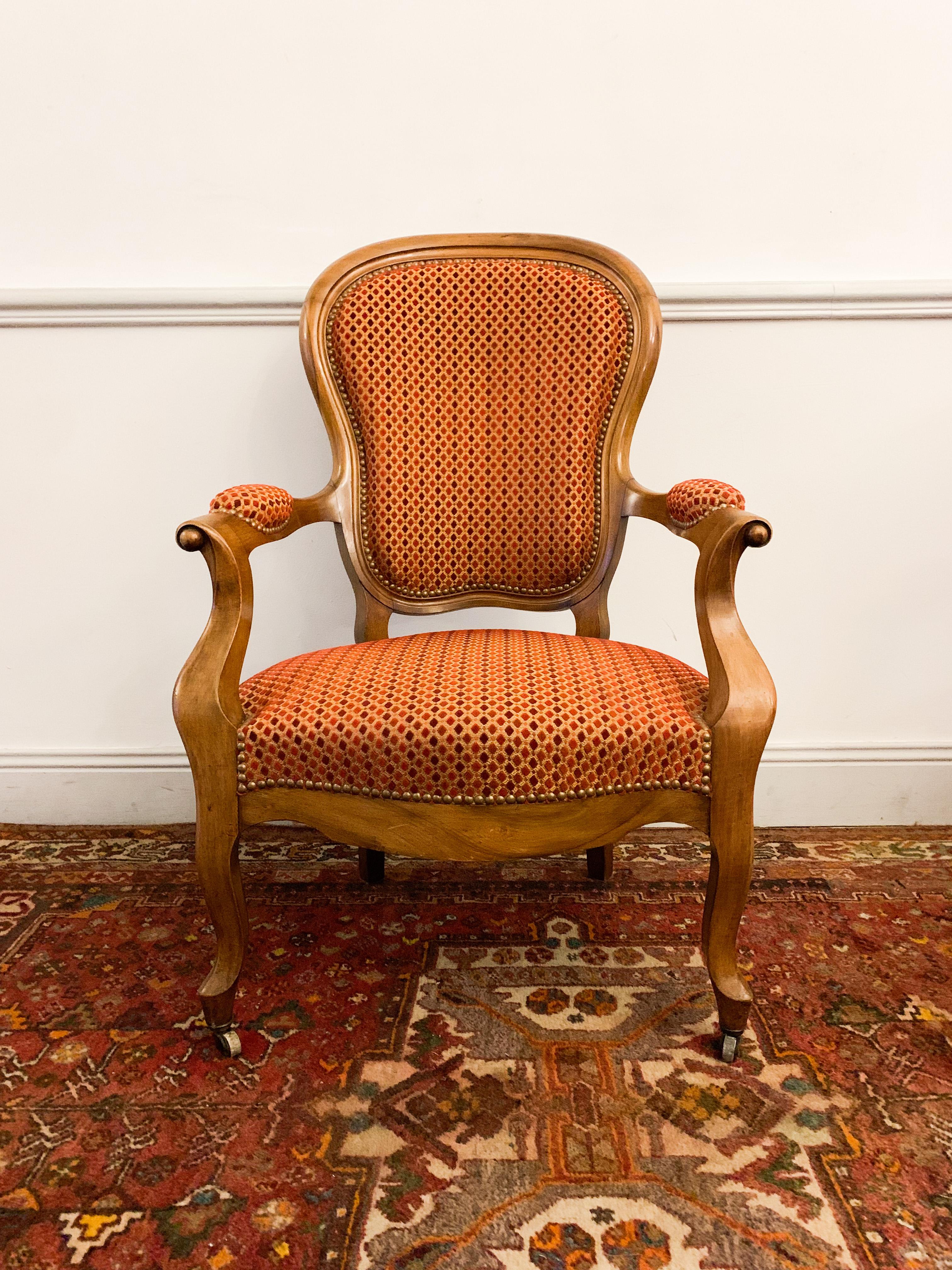 Louis XV Cabriolet Armchair Mid 19th Century For Sale 2
