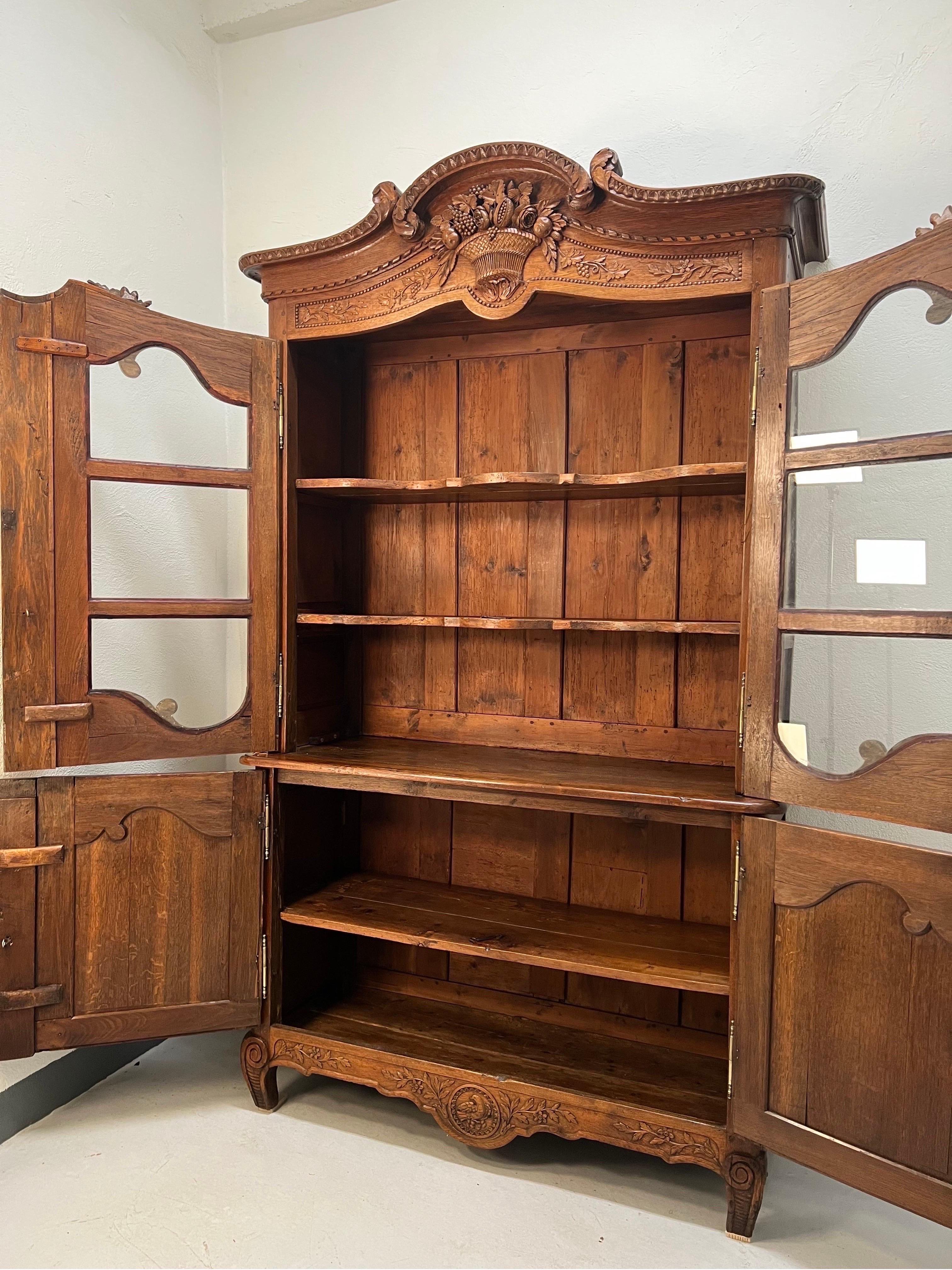 Louis XV Carved Provincial Cabinet In Good Condition For Sale In New York, NY