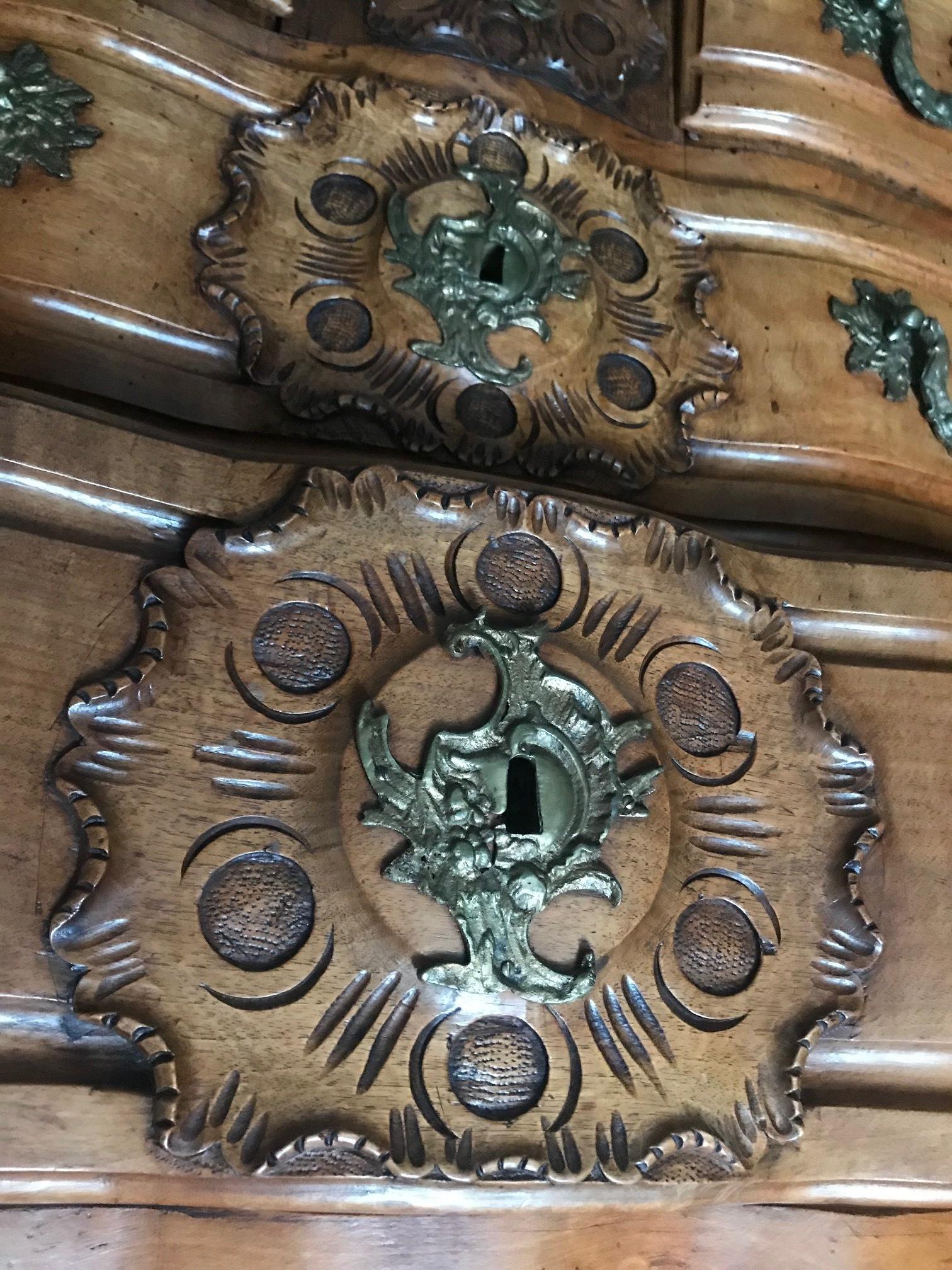 Louis XV Carved Walnut Commode, 18th Century 3