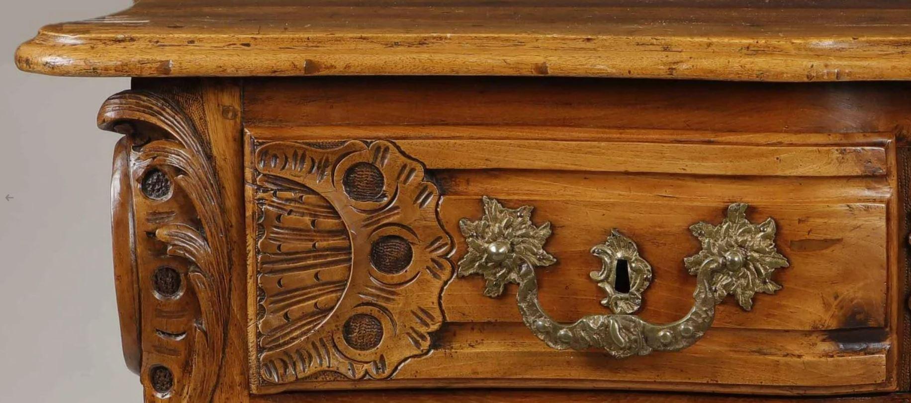 Louis XV Carved Walnut Commode, 18th Century In Good Condition In Cypress, CA