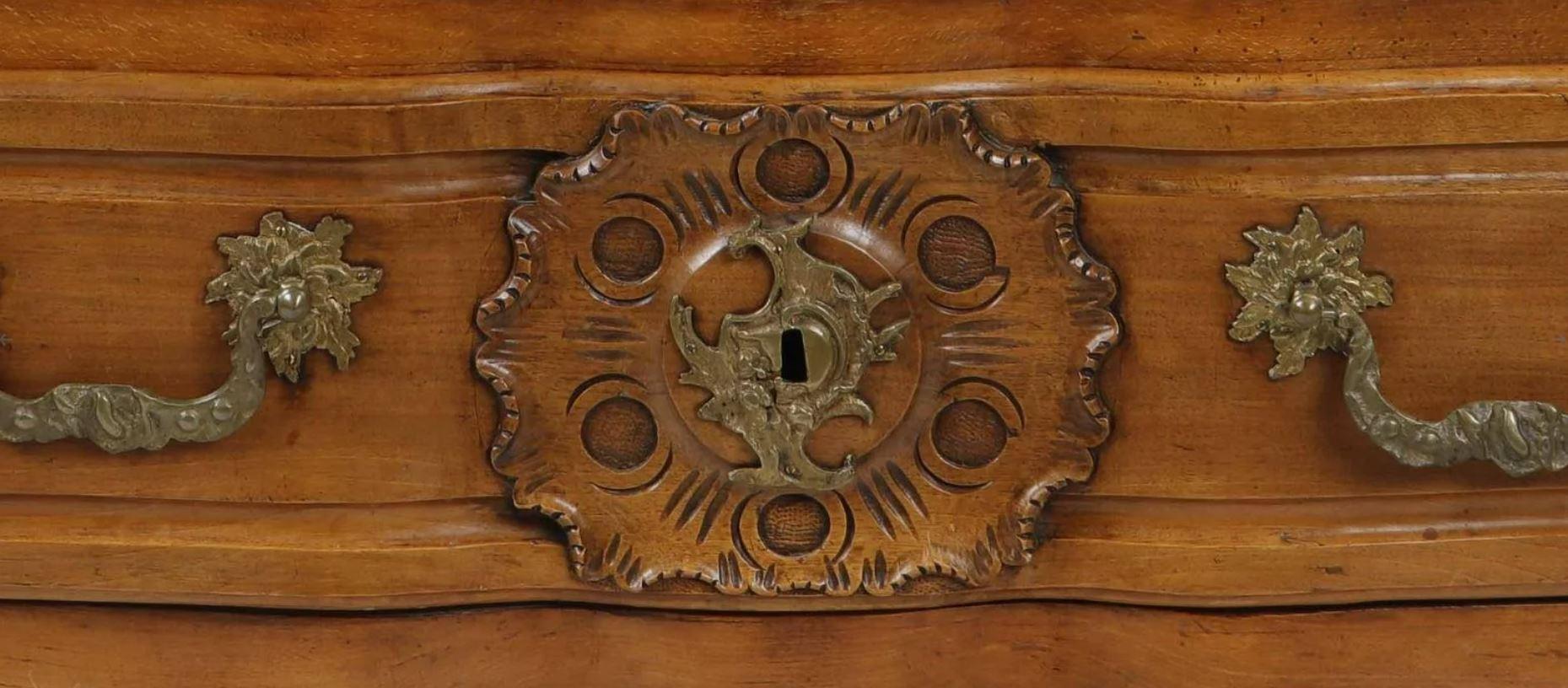 Louis XV Carved Walnut Commode, 18th Century 1