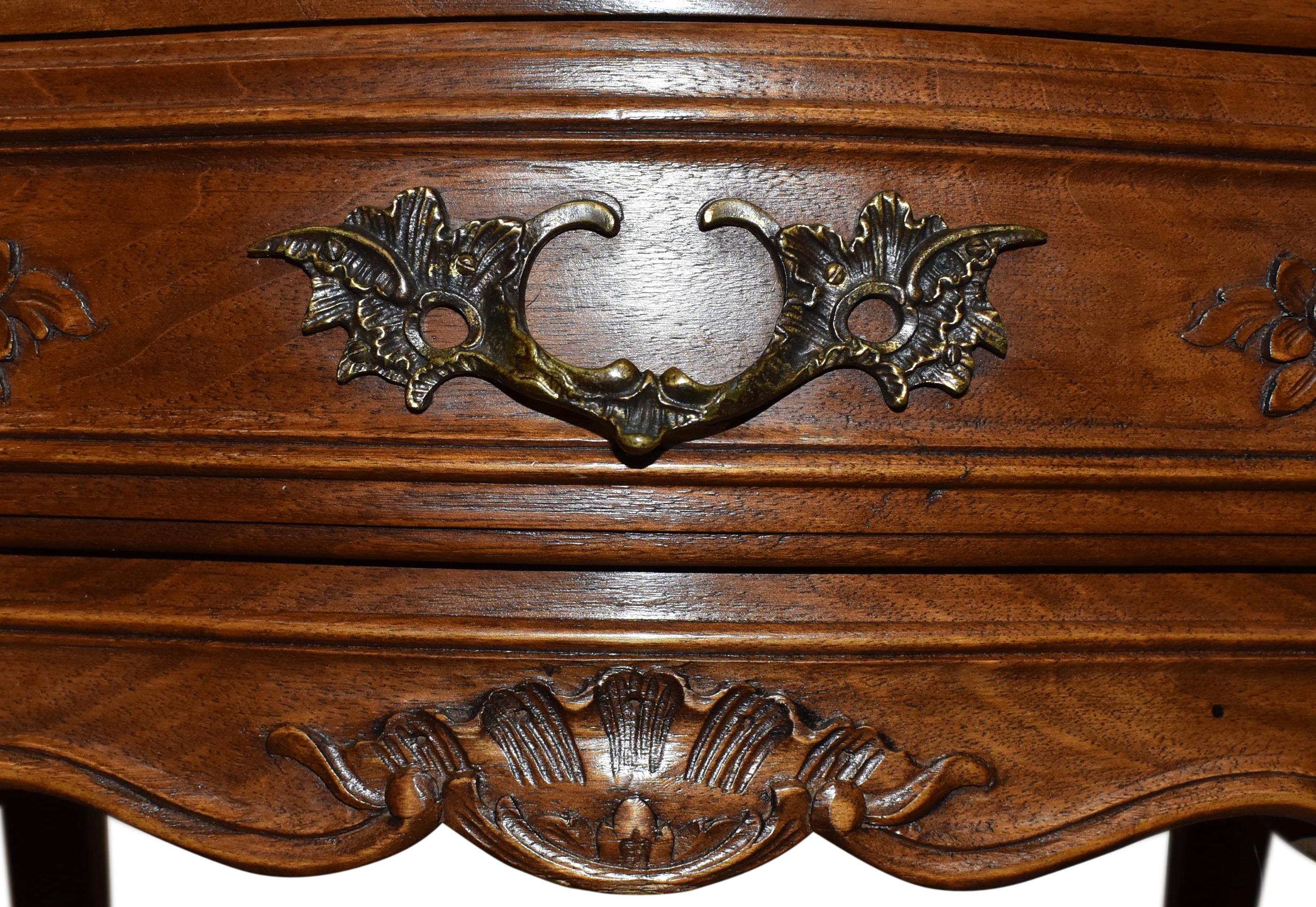 Louis XV Carved Walnut Nightstands, Set of Two In Good Condition In Evergreen, CO