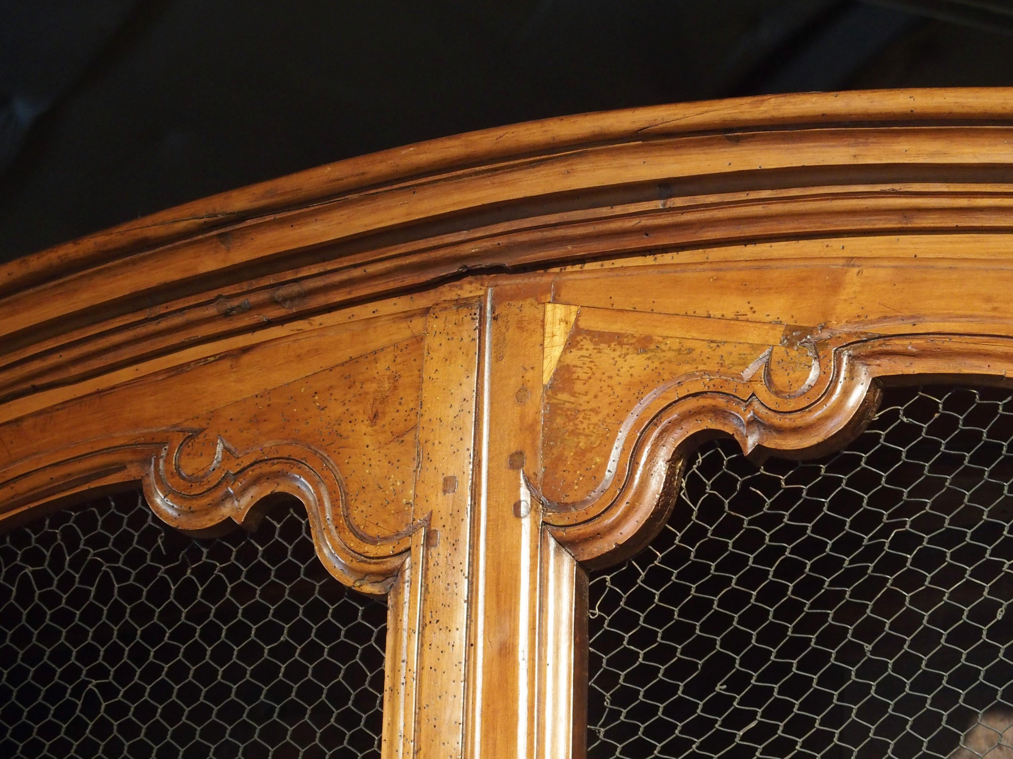 Bibliotheque Scriban Louis XV en merisier de Bourgogne, France, vers 1750 12