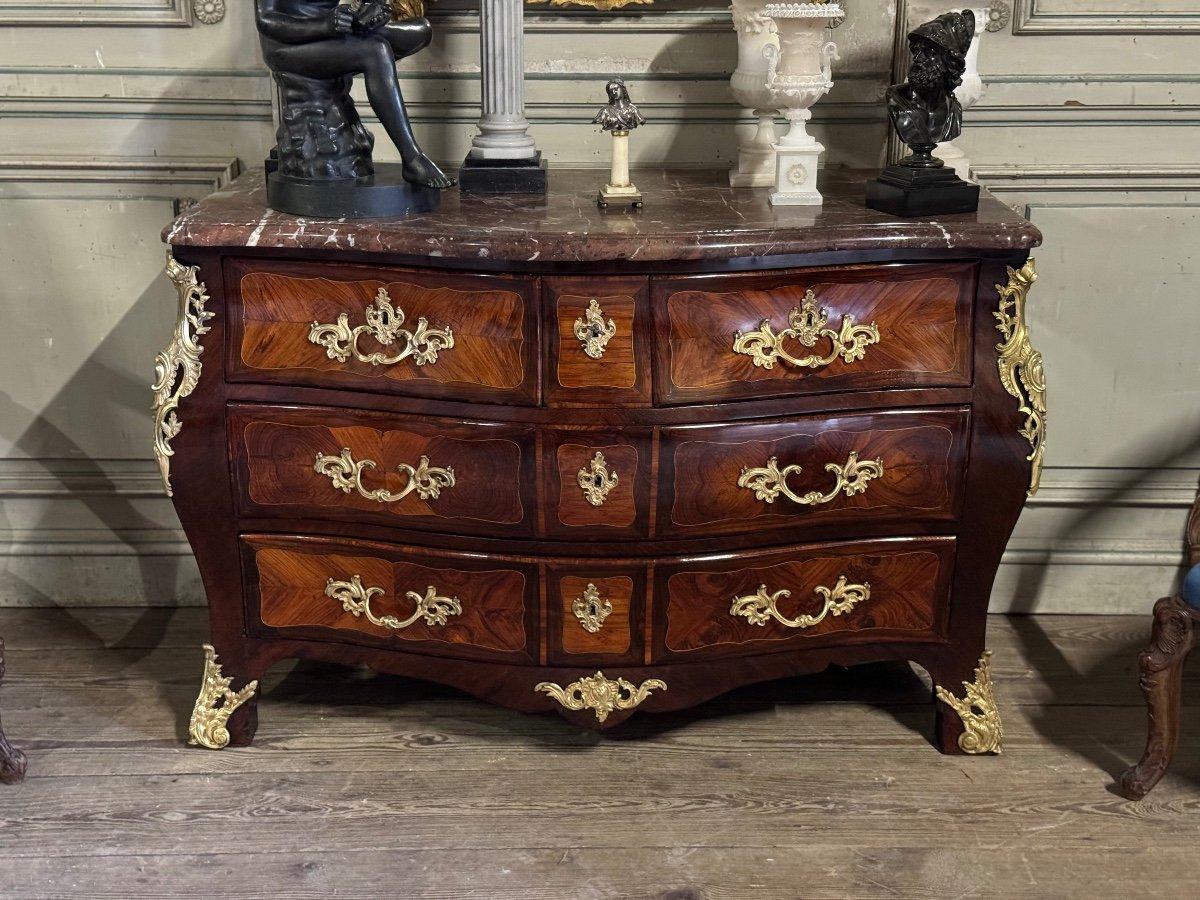 Français Commode Louis XV, XVIIIe siècle en vente