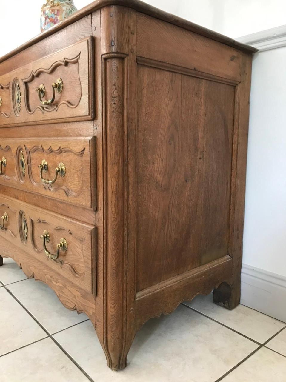 Hand-Carved Louis XV Chest of Drawers in Light Oak 18th Century For Sale