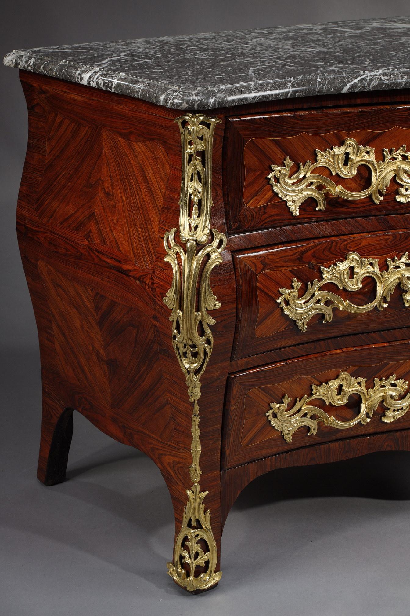 Louis XV Chest of Drawers Signed by L. Pelletier 2