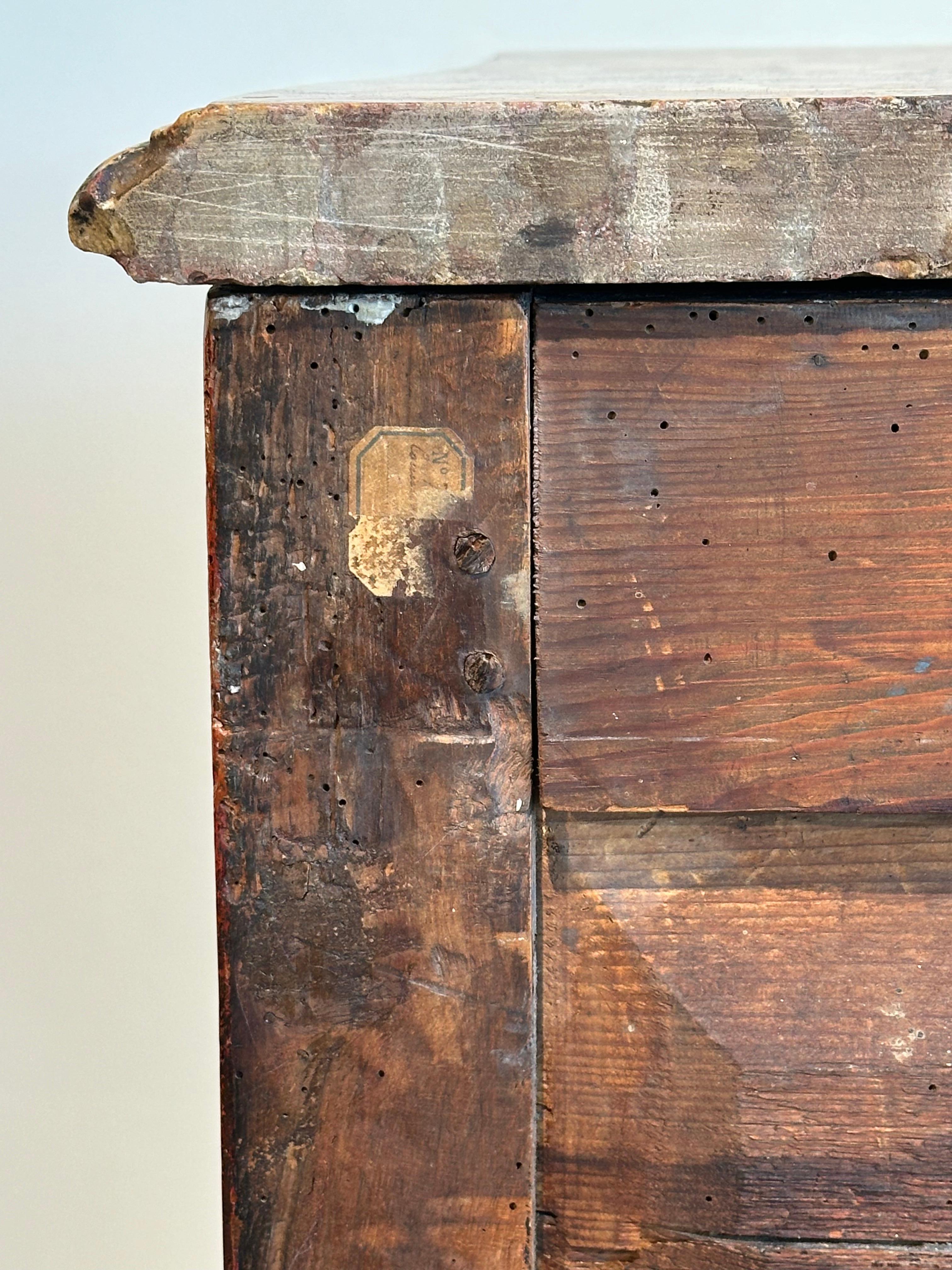 Louis XV Chinoiserie Chest Stamped by C. Saunier 3