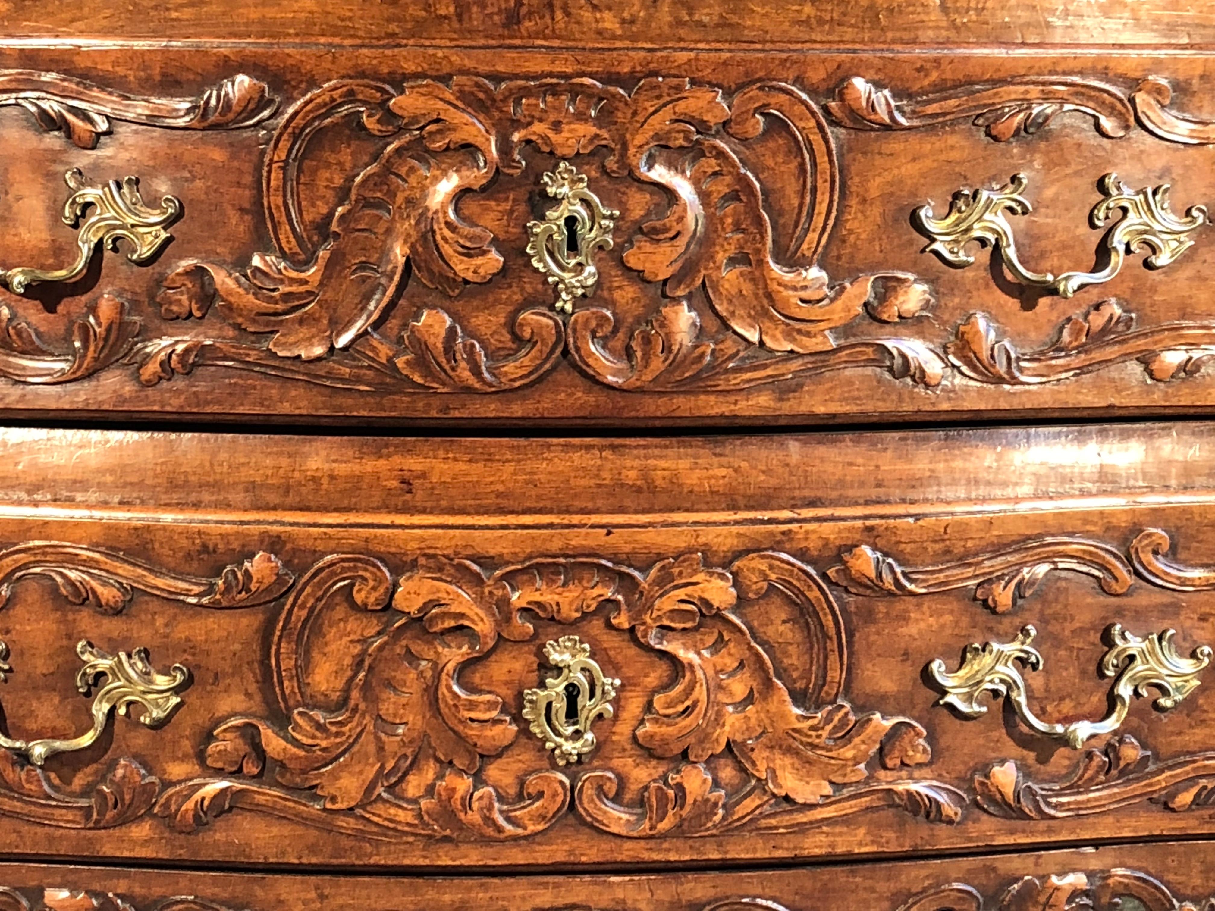 Louis XV Commode, Arles 18th Century 6