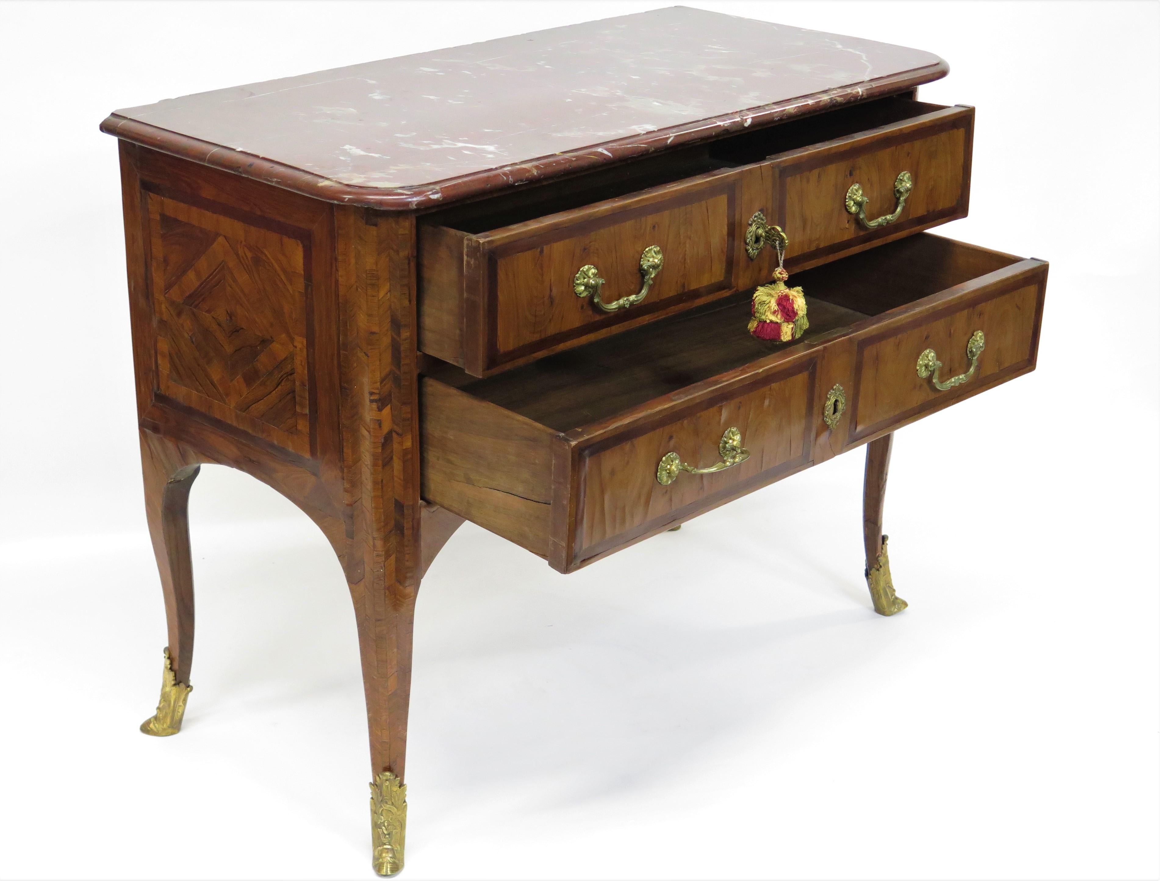18th Century Louis XV Commode with Marquetry Decoration For Sale