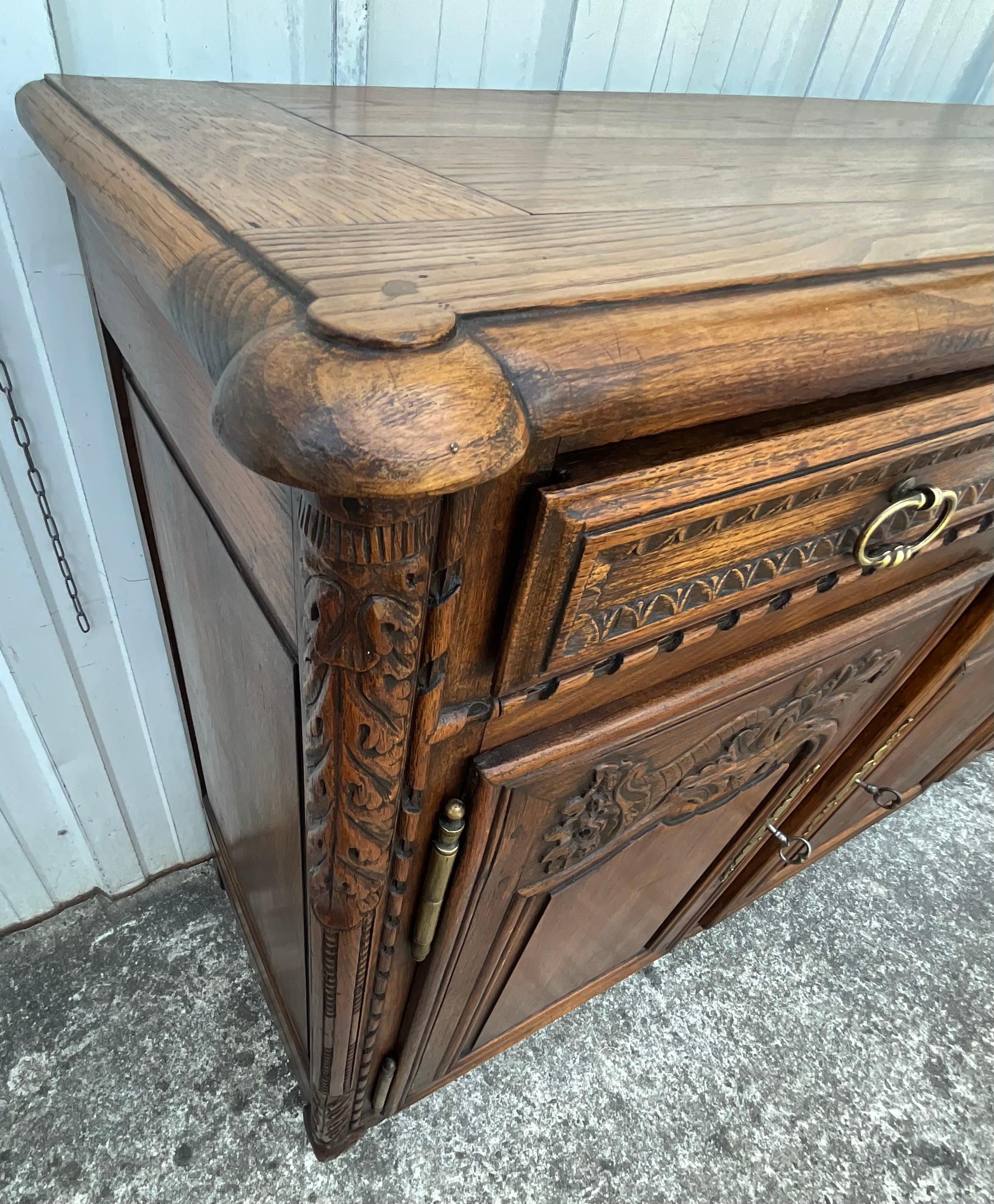 Louis XV Country Sideboard in Solid Oak, 19th Century For Sale 12