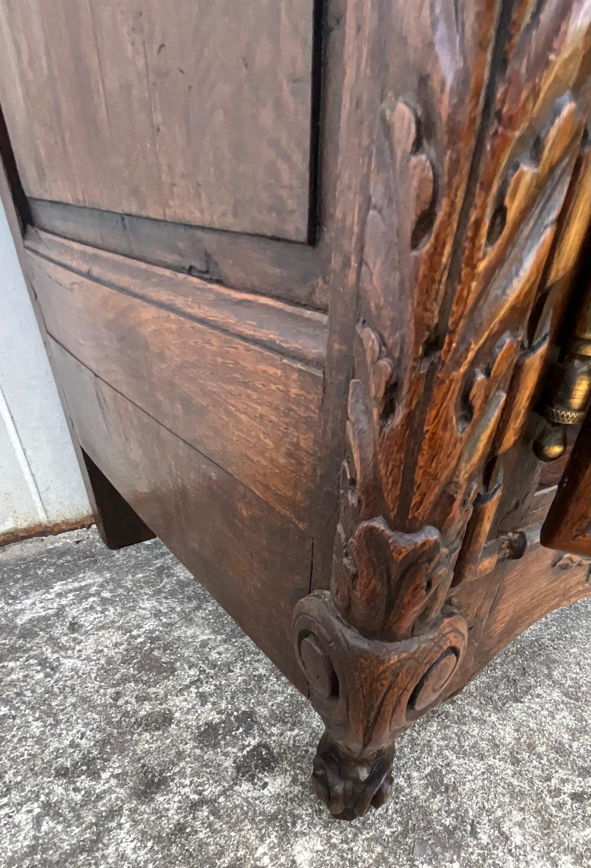 Louis XV Country Sideboard in Solid Oak, 19th Century For Sale 1