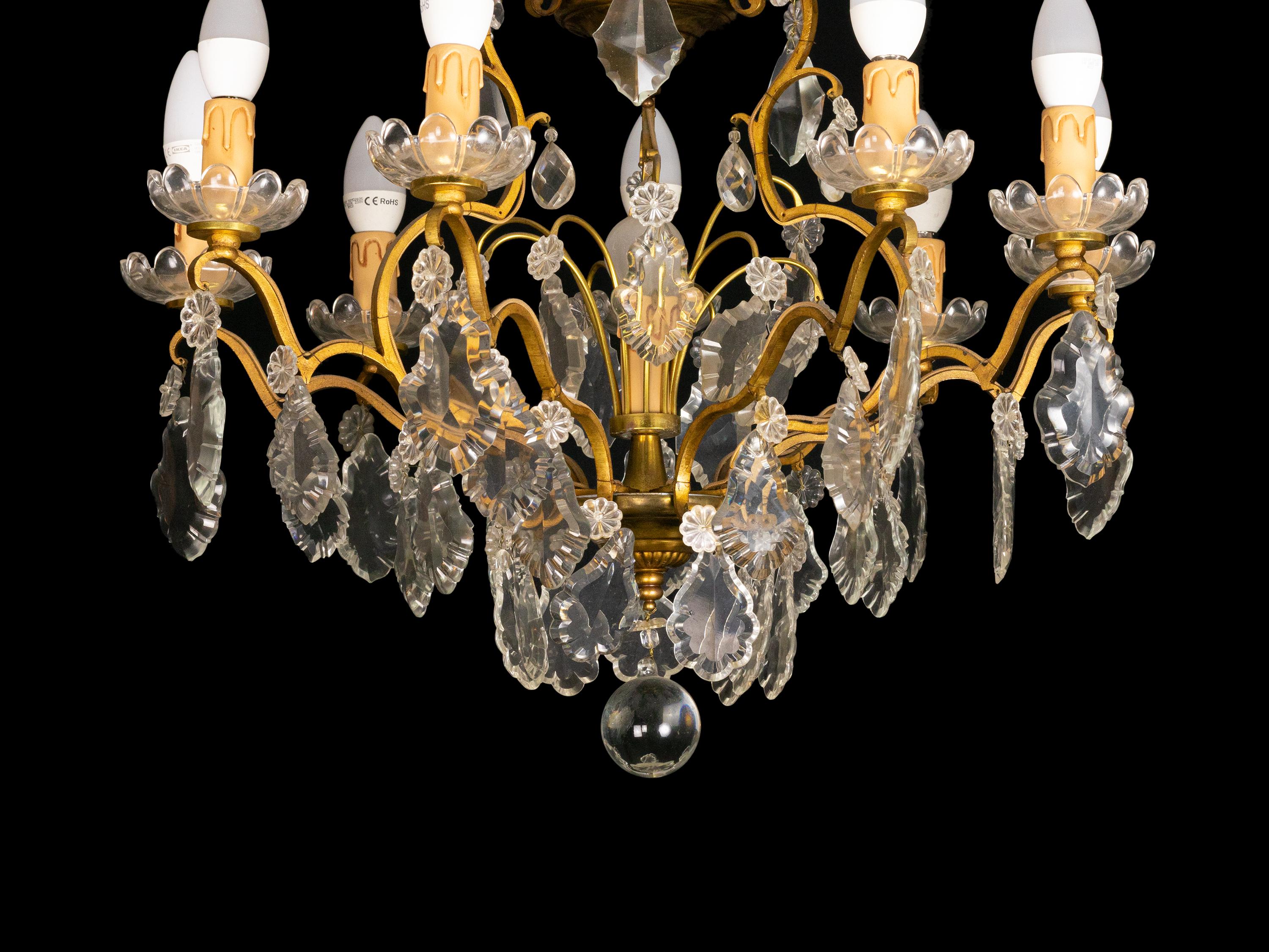 Faceted Louis XV Crystal Gilt-Bronze Nine-Light Chandelier For Sale