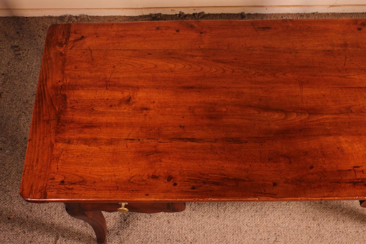 Louis XV Desk in Cherry Early 19th Century For Sale 8