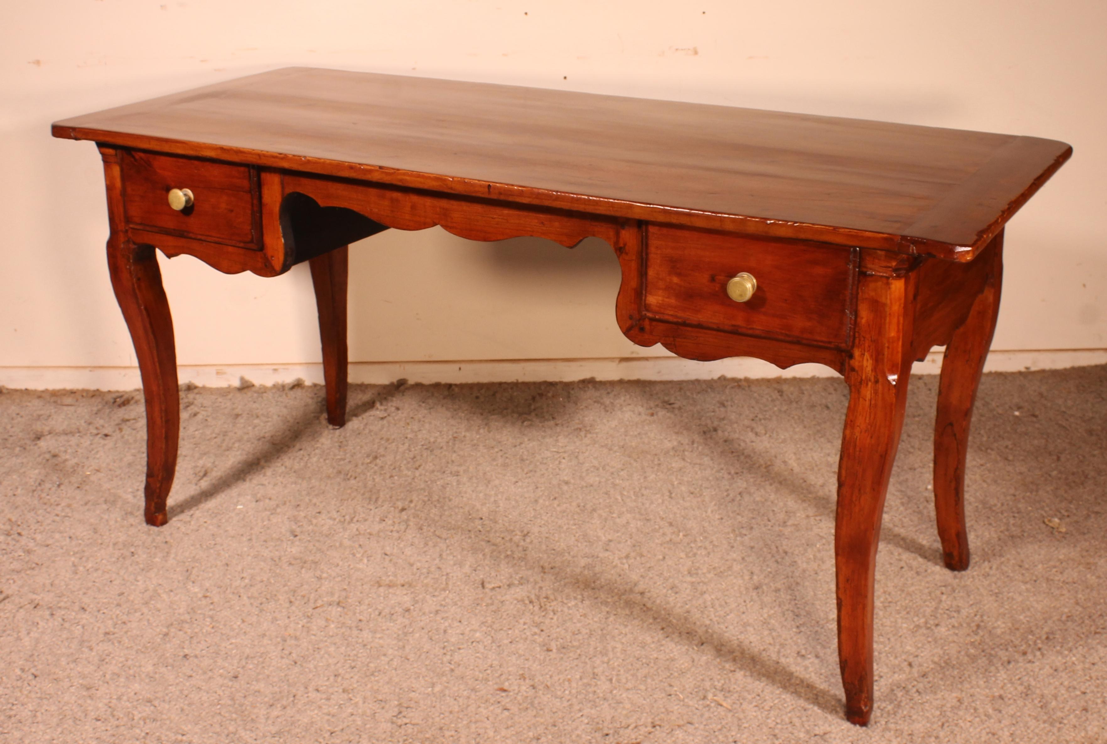 Louis XV Desk in Cherry Early 19th Century In Good Condition For Sale In Brussels, Brussels