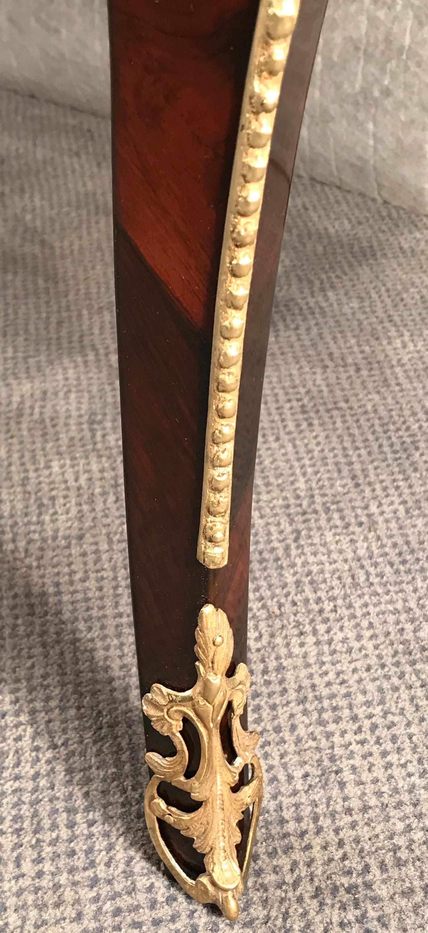 Cassettone Luigi XV, Francia 1770, Kingwood In condizioni buone in vendita a Belmont, MA