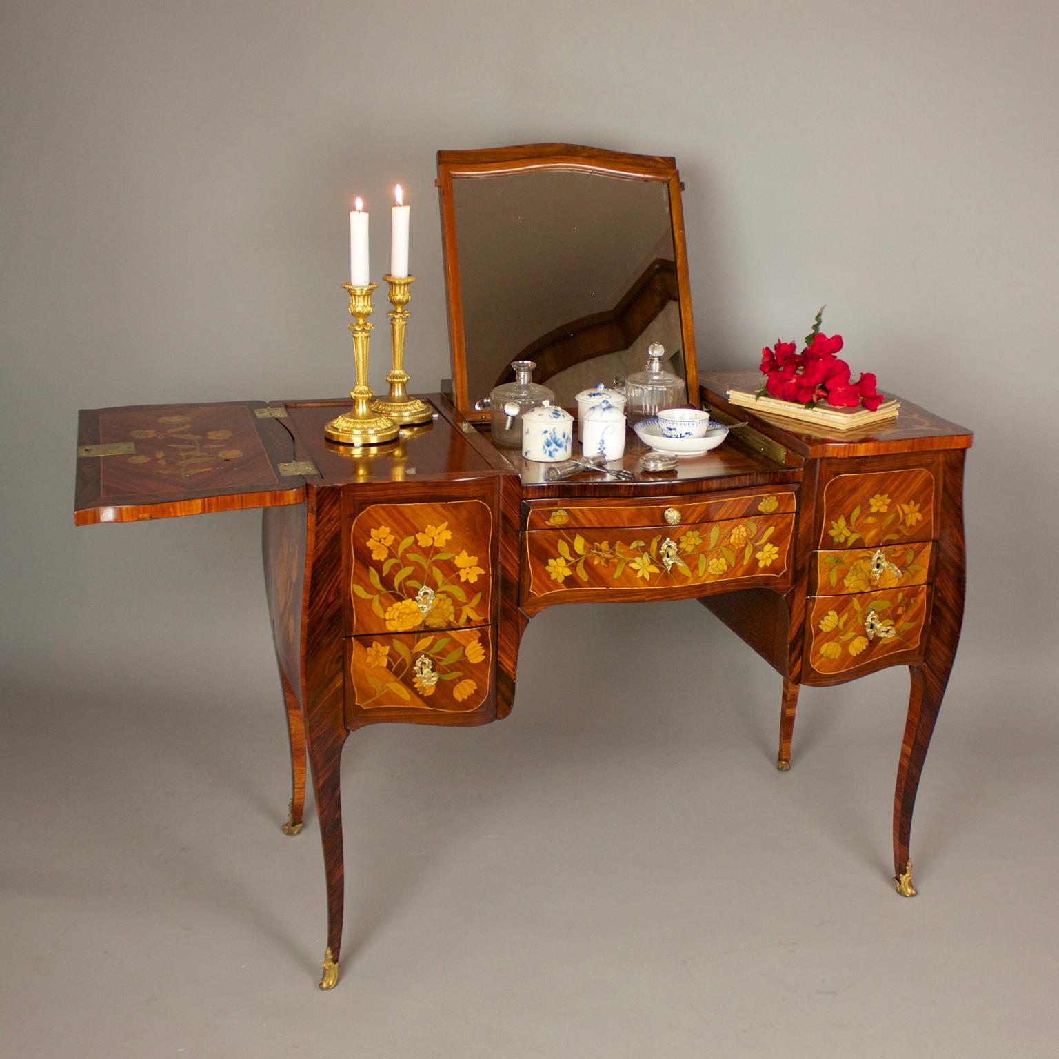 Louis XV Dressing Table or Perruquiere, Attributed to Pierre Roussel '1723-1782' 7