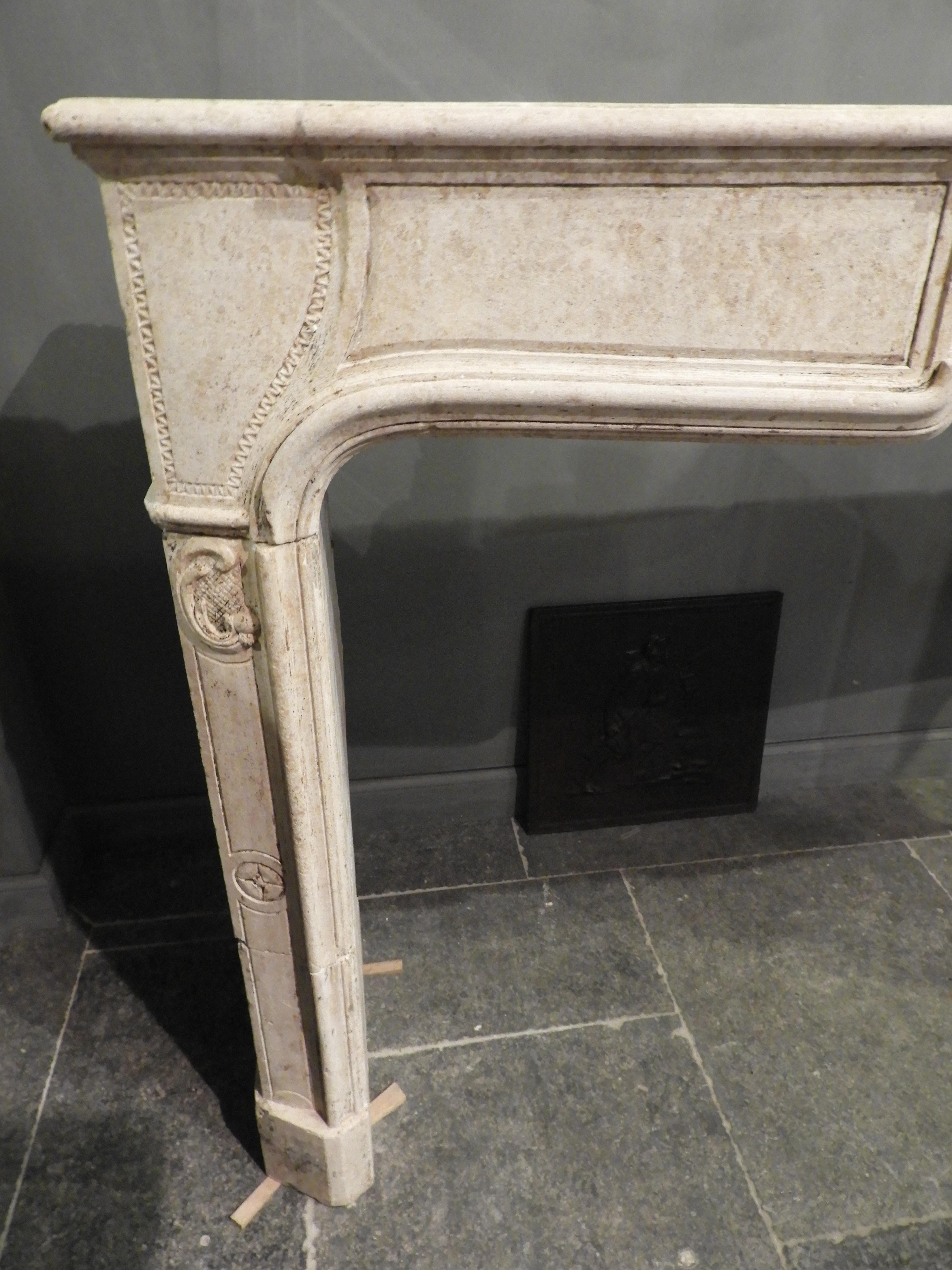 Louis XV Early 19th Century Fireplace in French Limestone 11