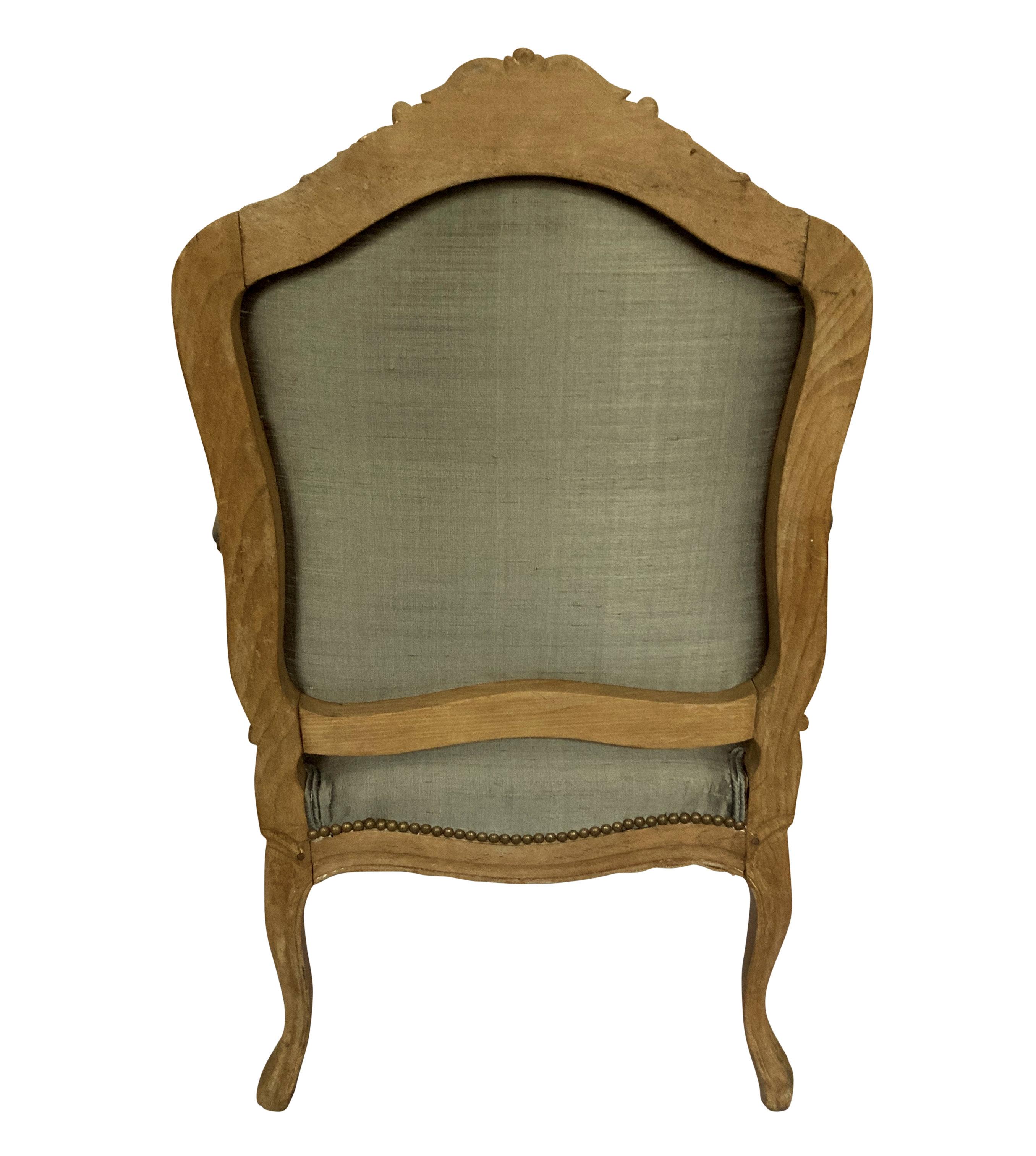 Louis XV Fauteuil a La Reine In Good Condition For Sale In London, GB