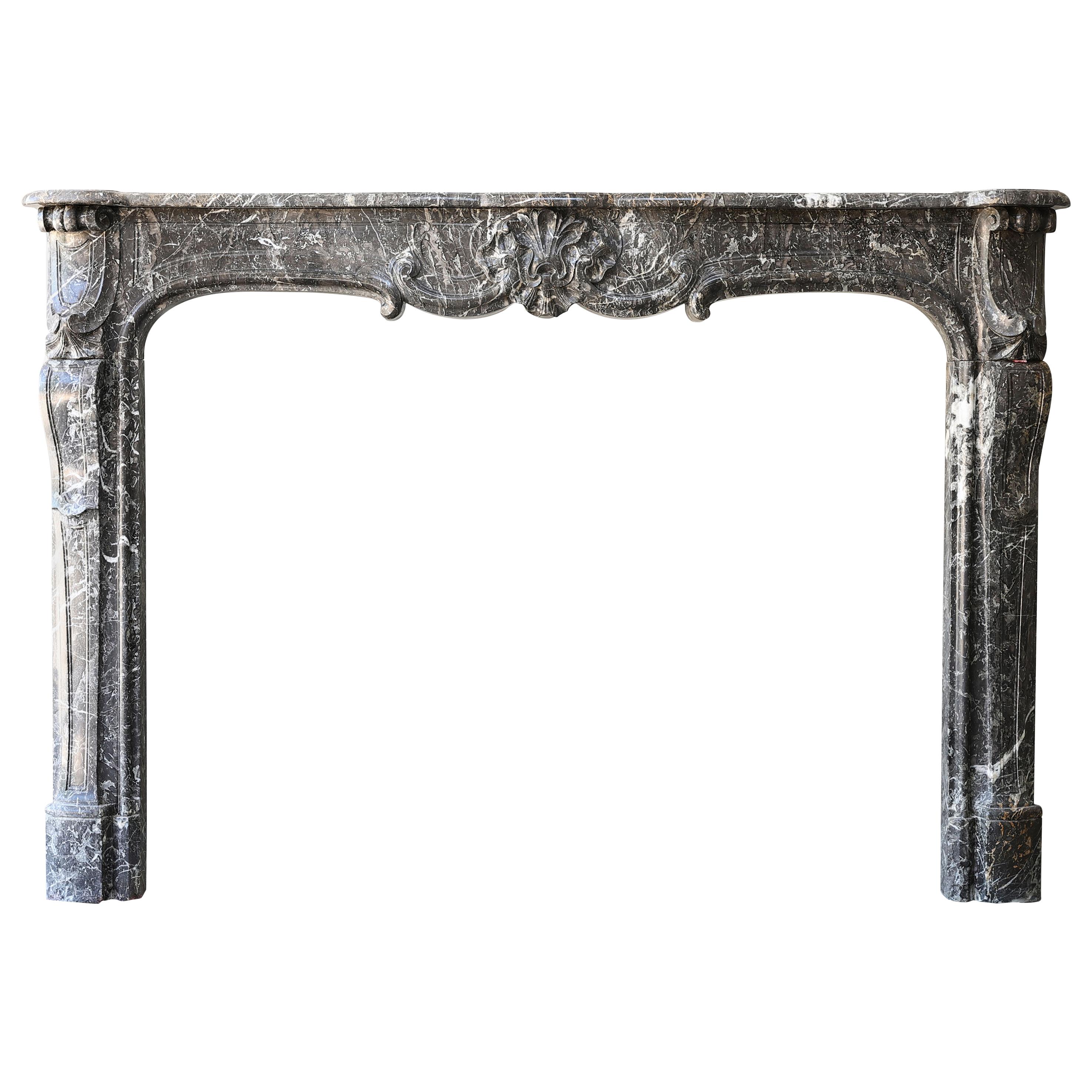 Impressive 18th Century Louis XV Fireplace of Saint Anna Marble For Sale
