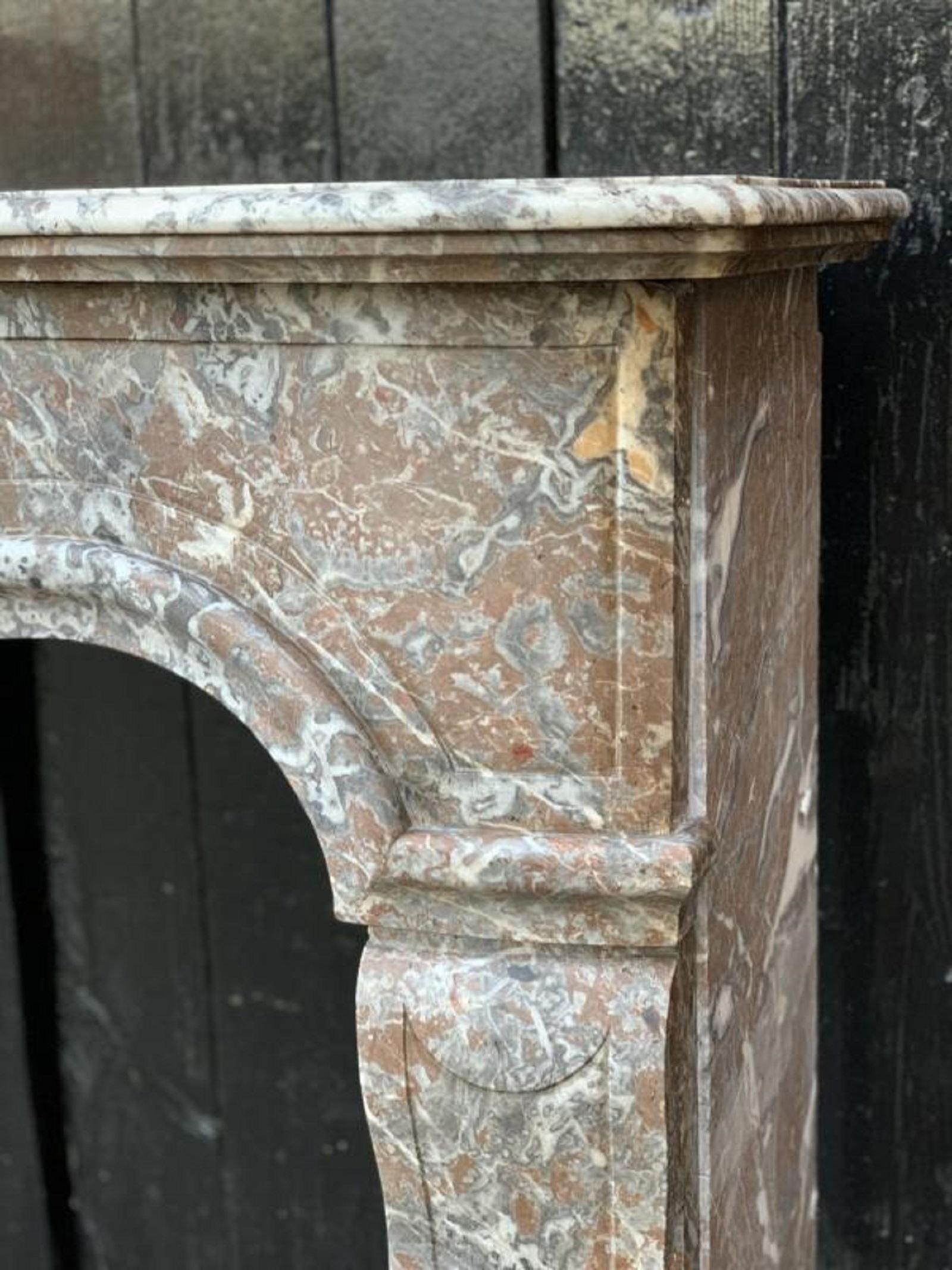 Louis XV Fireplace in Gray Ardennes Marble, 18th Century In Good Condition In Brussels, BE