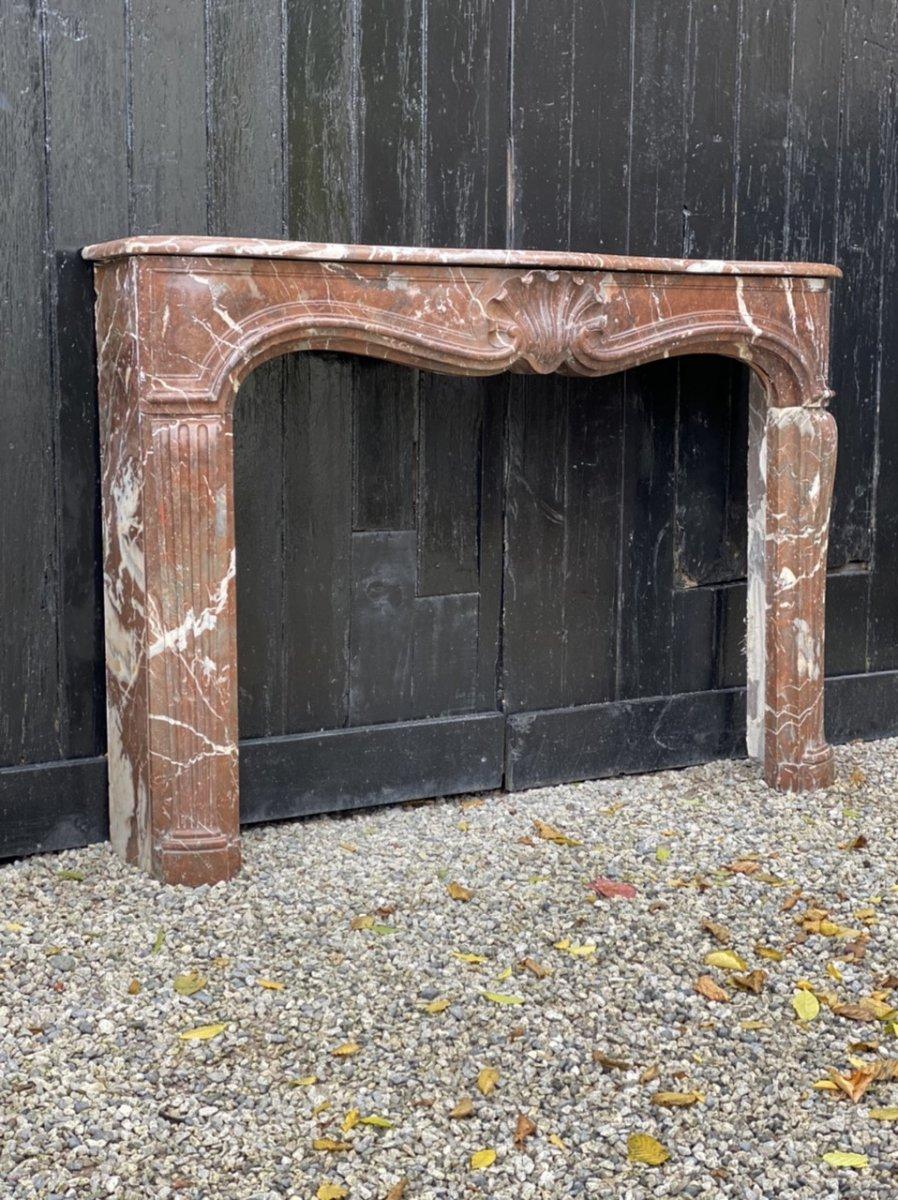 Louis XV Fireplace in Rances Marble XVIIIth Century In Excellent Condition For Sale In Honnelles, WHT