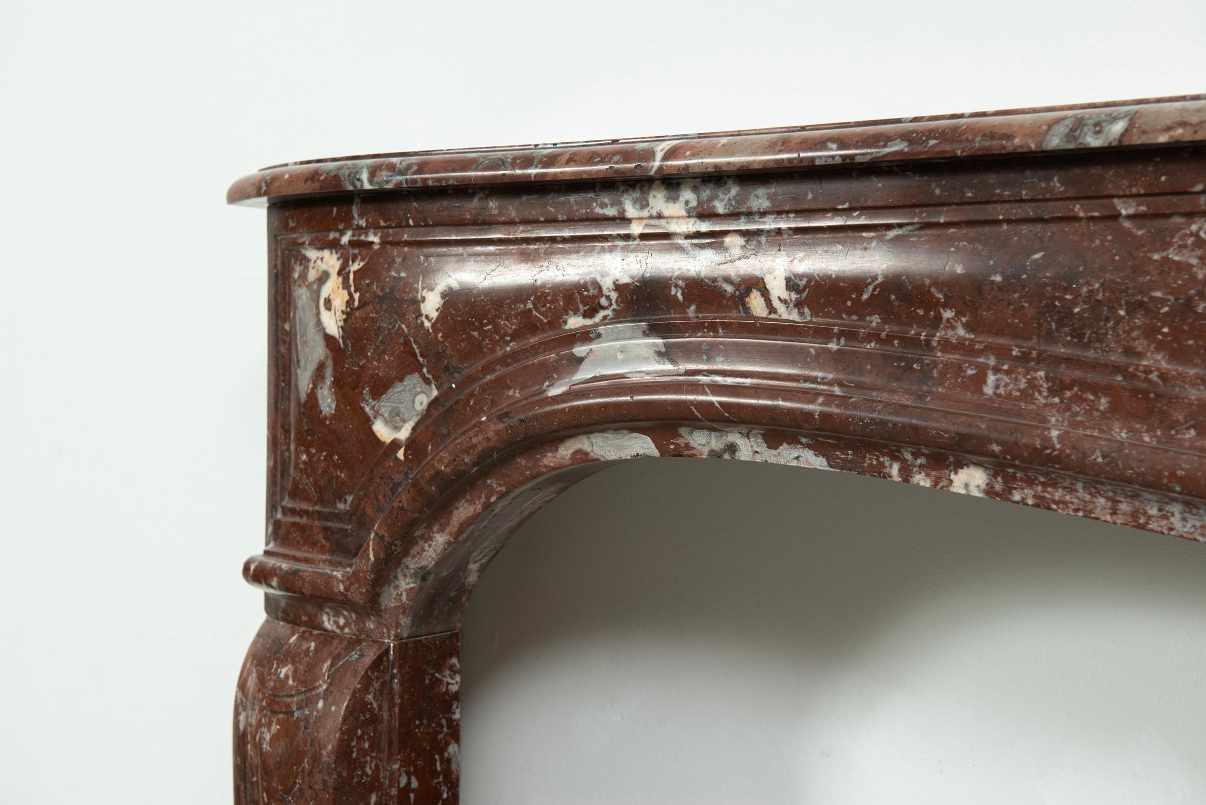 Louis XV Fireplace Mantel in Red Marble For Sale 4