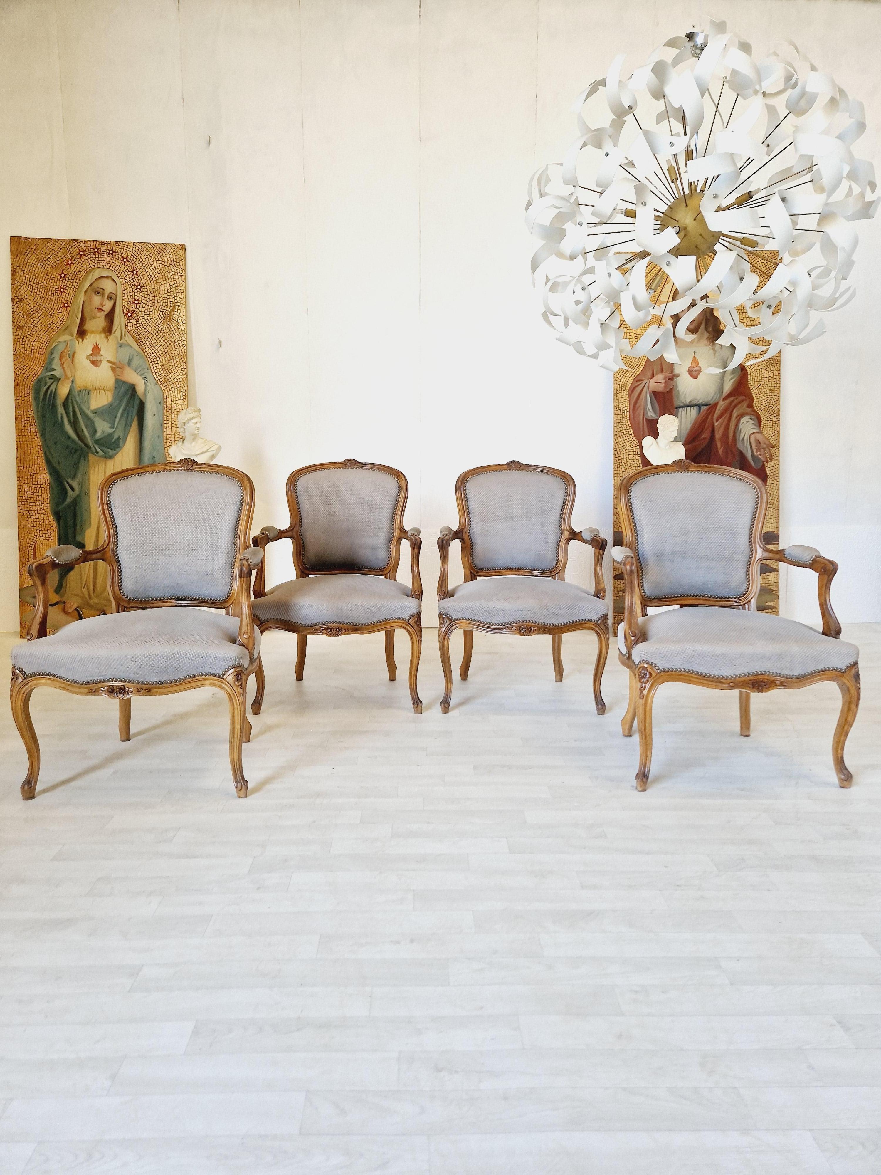 Louis XV French Armchairs Suite of 4 In Good Condition For Sale In Buxton, GB