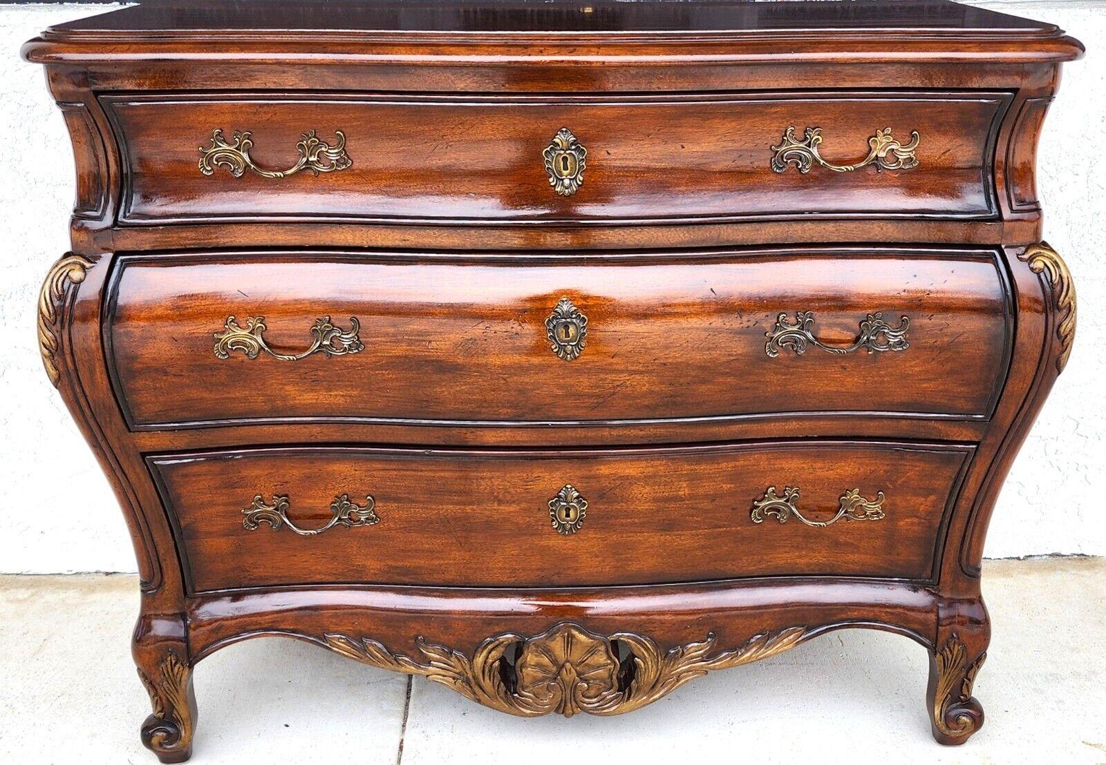 Louis XV French Bombay Chest Dresser by HICKORY WHITE In Good Condition For Sale In Lake Worth, FL
