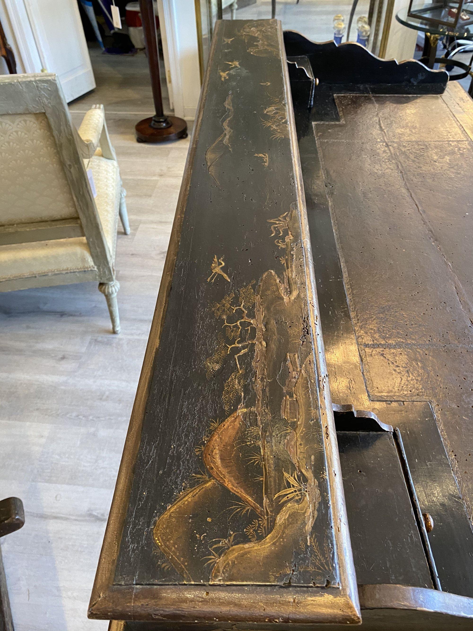 18th Century and Earlier Louis XV French Chinoiserie Bureau Desk