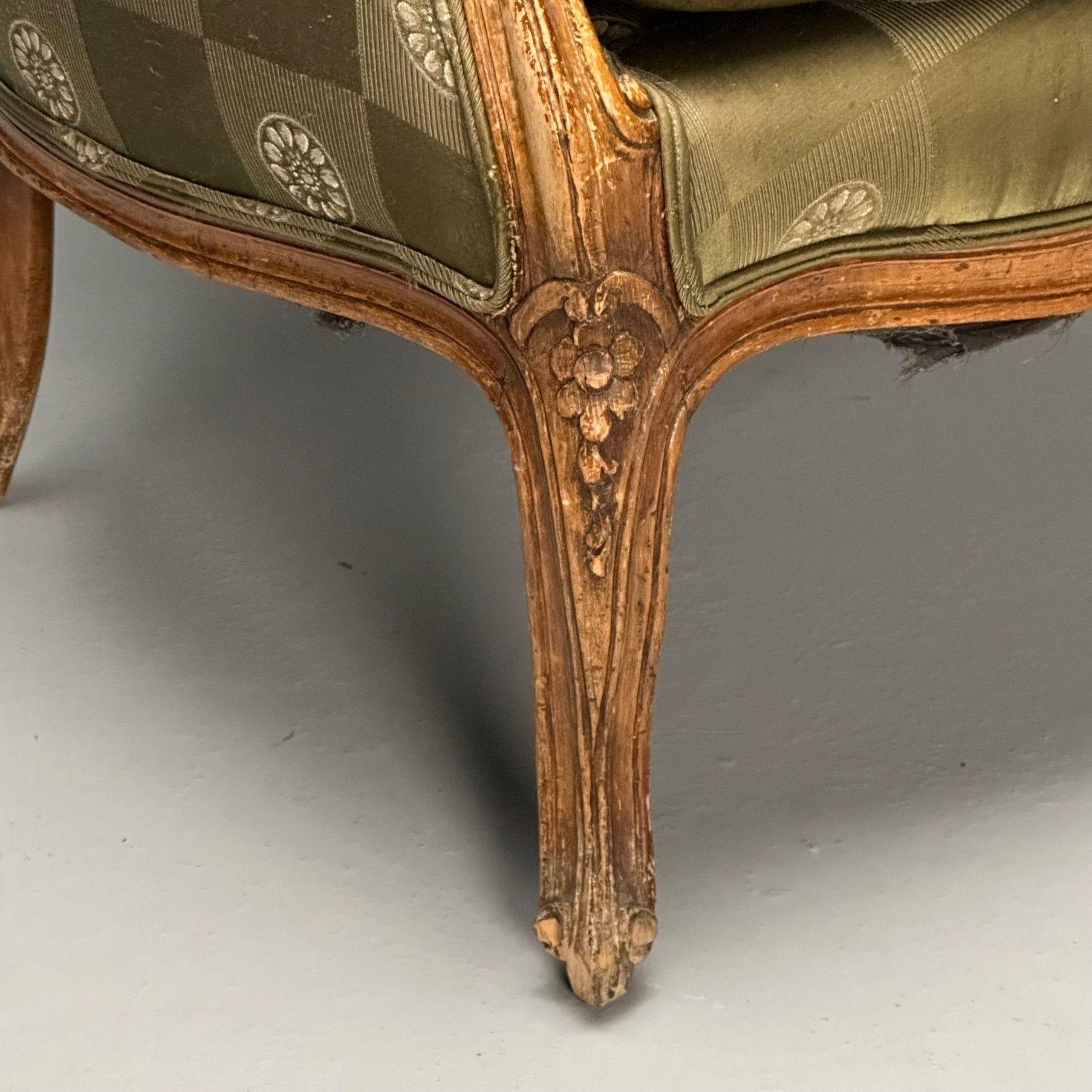 Louis XV, French Porter Chair, Green Fabric, Beech, France, 1940s For Sale 4