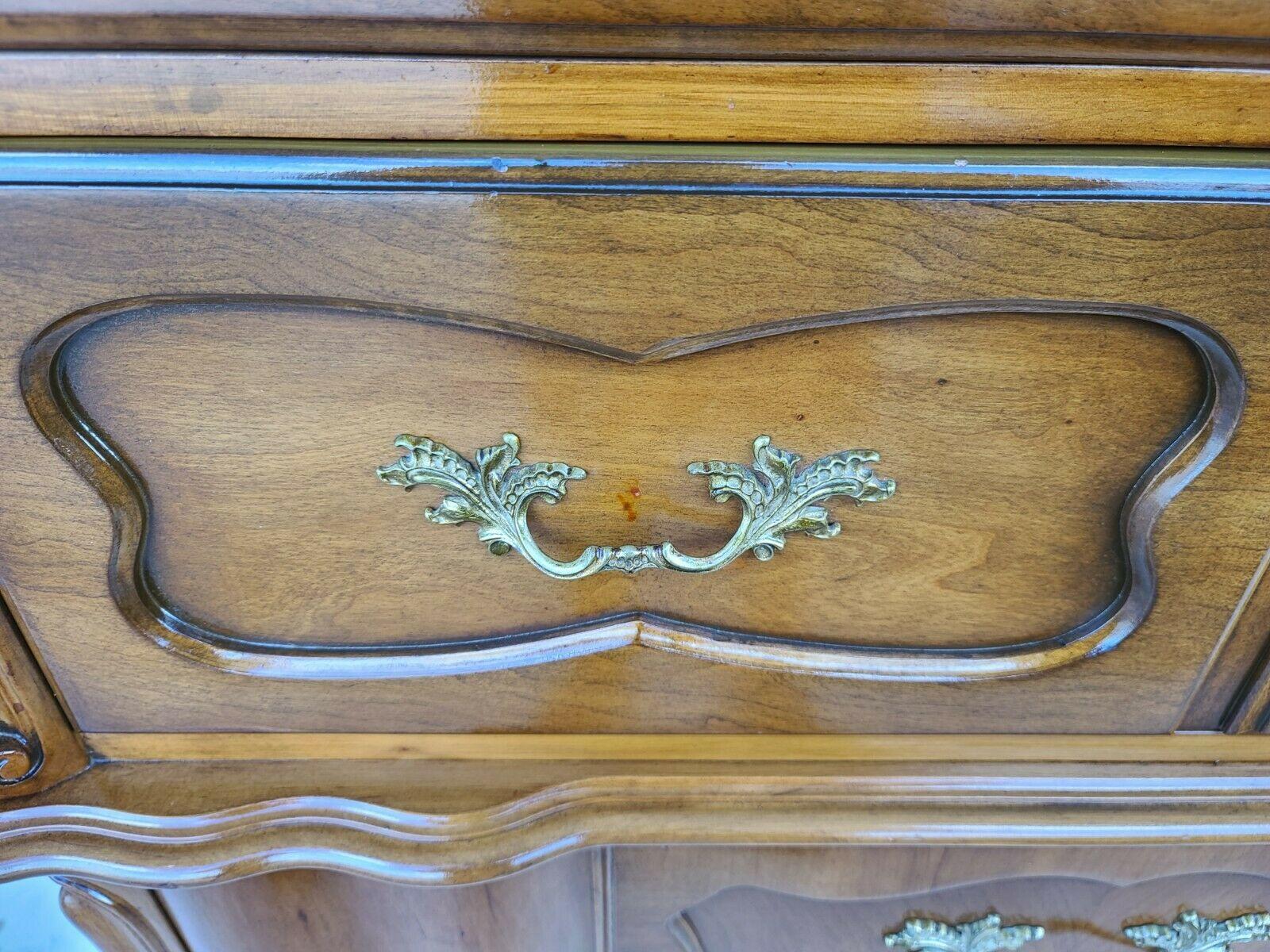 Louis XV French Provincial Sculptural Highboy Dresser by Daniel Jones For Sale 5