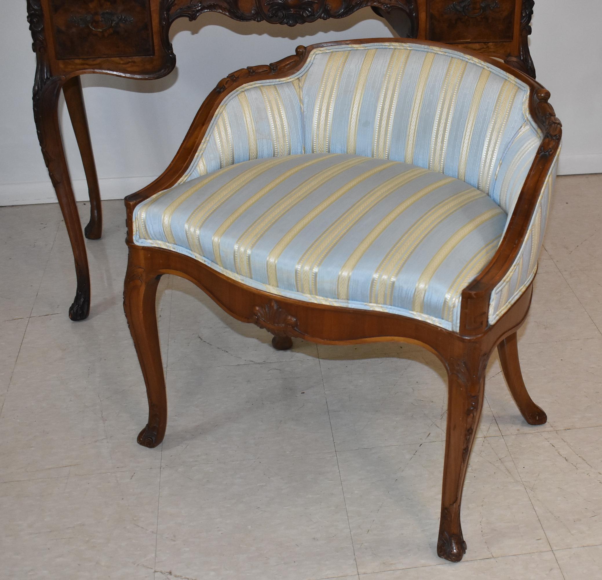 Early 20th Century Louis XV French Style Walnut Dressing Table / Vanity & Chair by Irwin Furniture