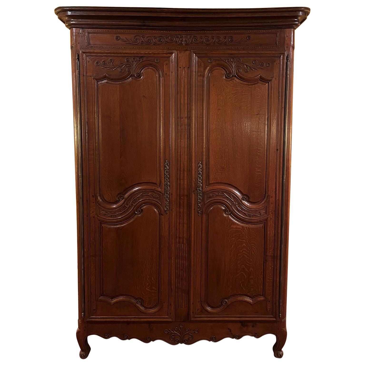Louis XV French Wardrobe from Normandy in Oak -18 ° Century For Sale