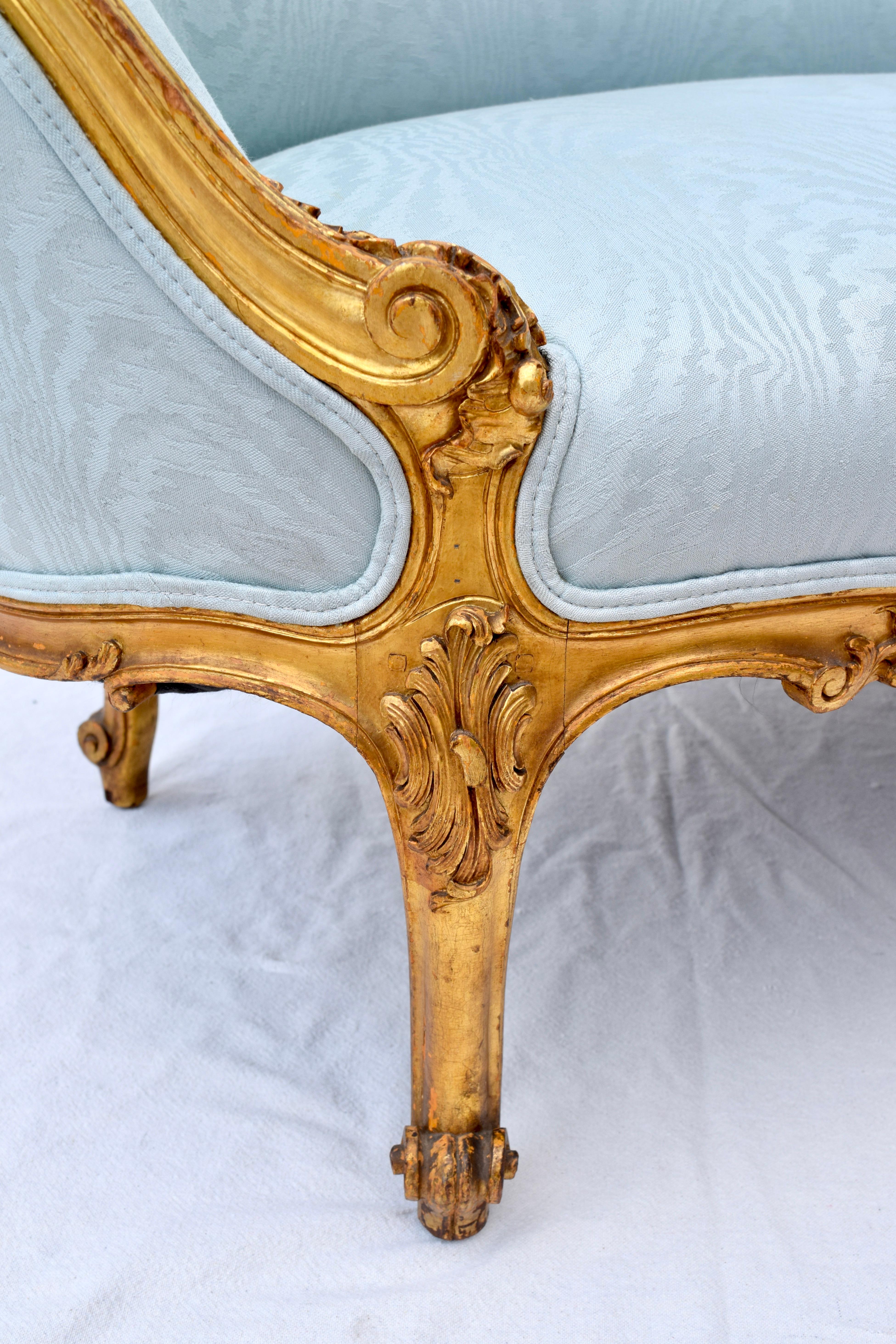 Louis XV Gilt French Meridienne In Good Condition In Southampton, NJ