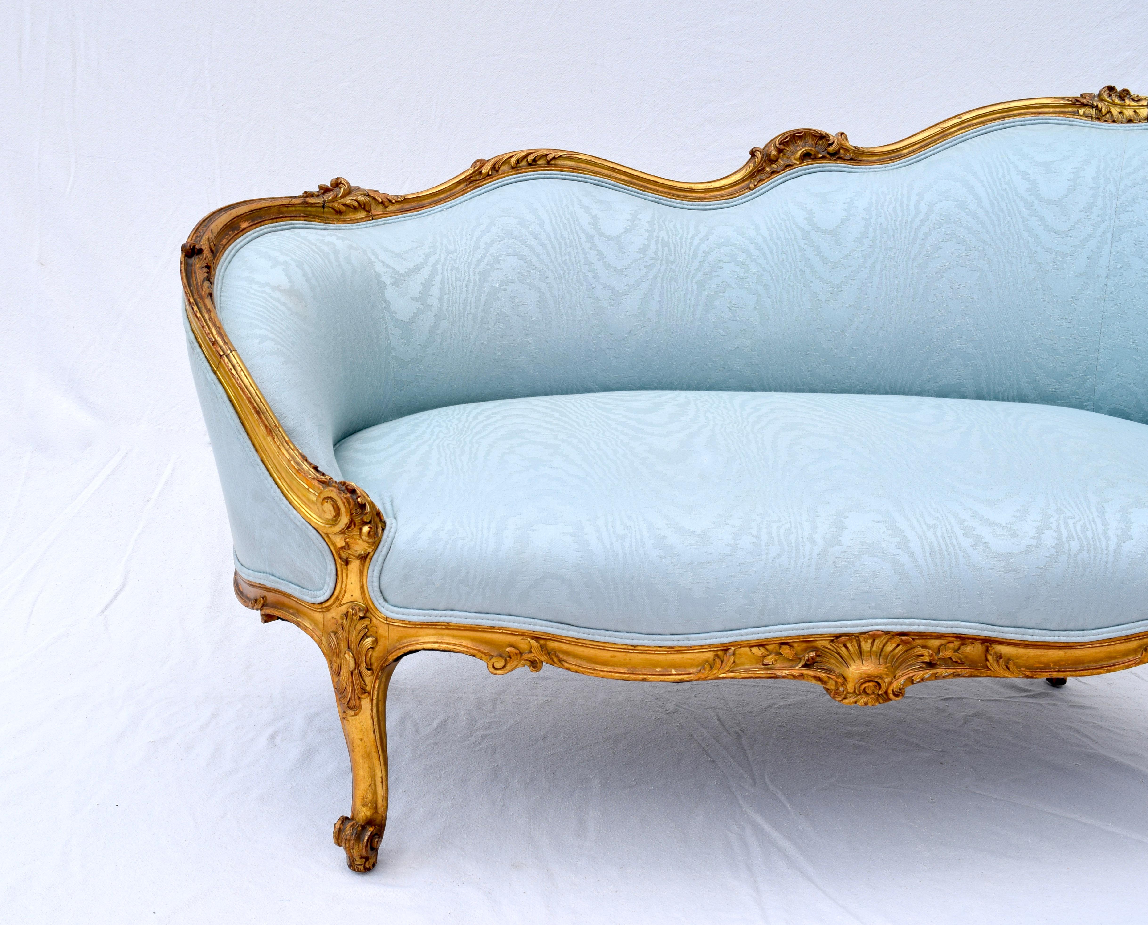 Upholstery Louis XV Gilt French Meridienne