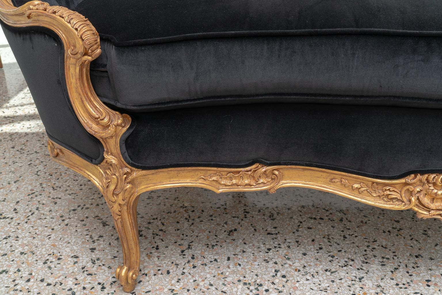 Louis XV Giltwood Chaise For Sale 6