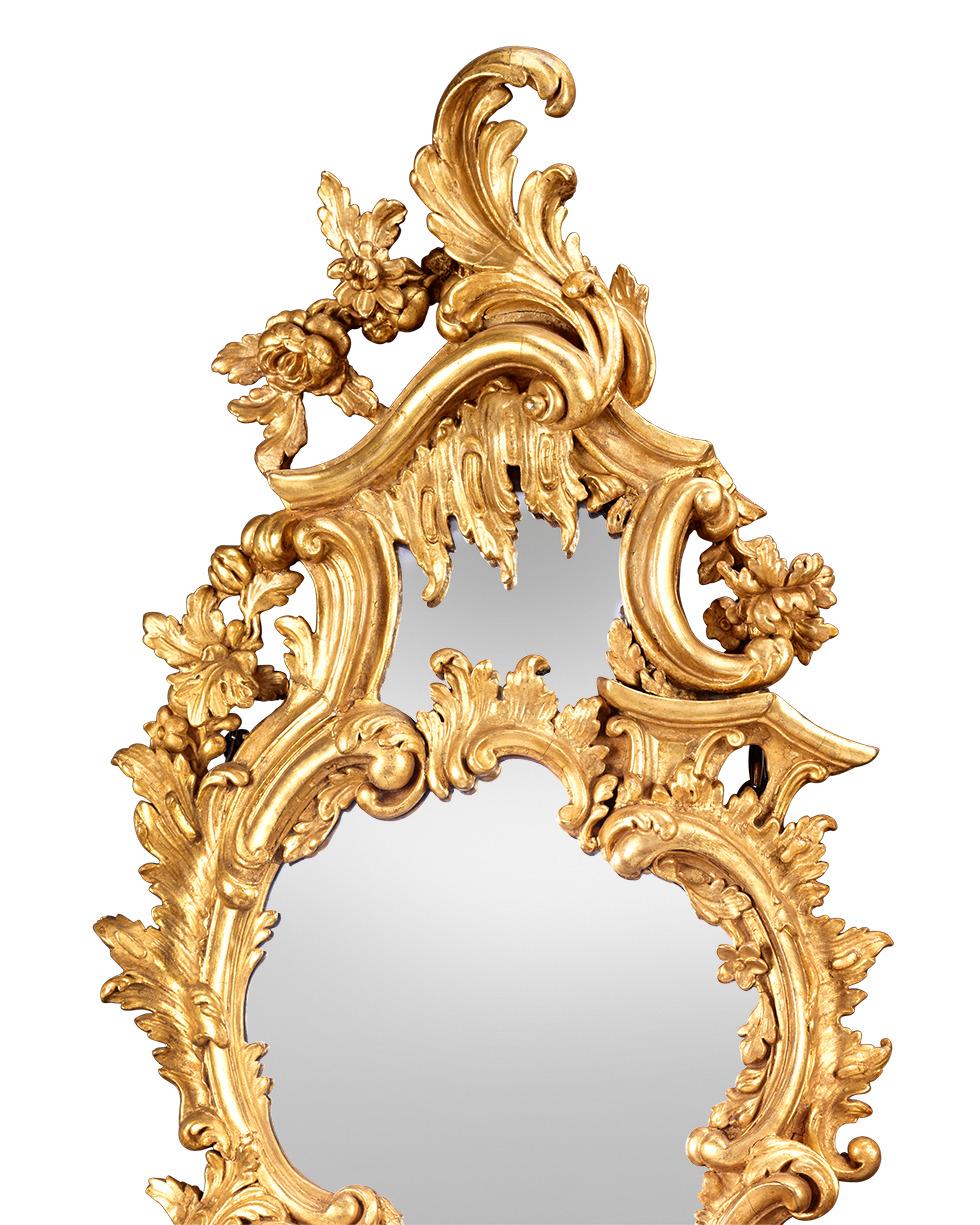 Girandoles à miroir en bois doré Louis XV Excellent état - En vente à New Orleans, LA