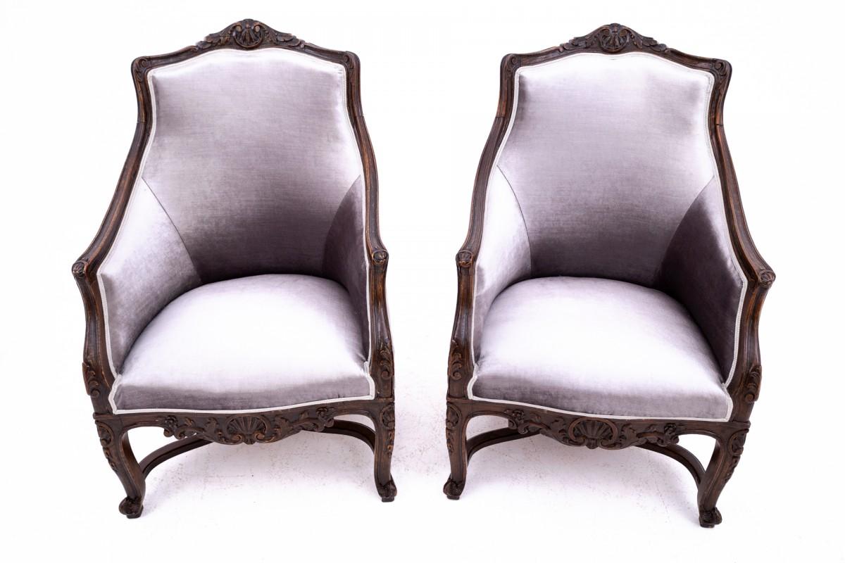 Louis XV Grey Armchairs, France, circa 1890. Restored. For Sale 7